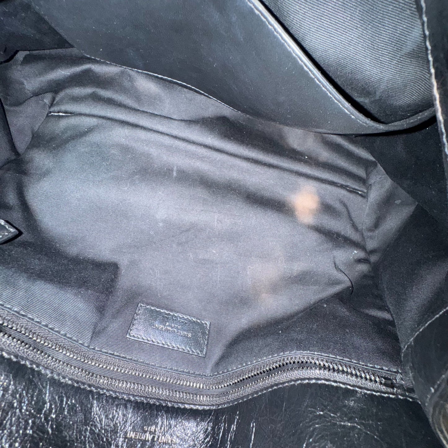 Saint Laurent - Niki - Oiled wax cowhide leather - Black - (large)