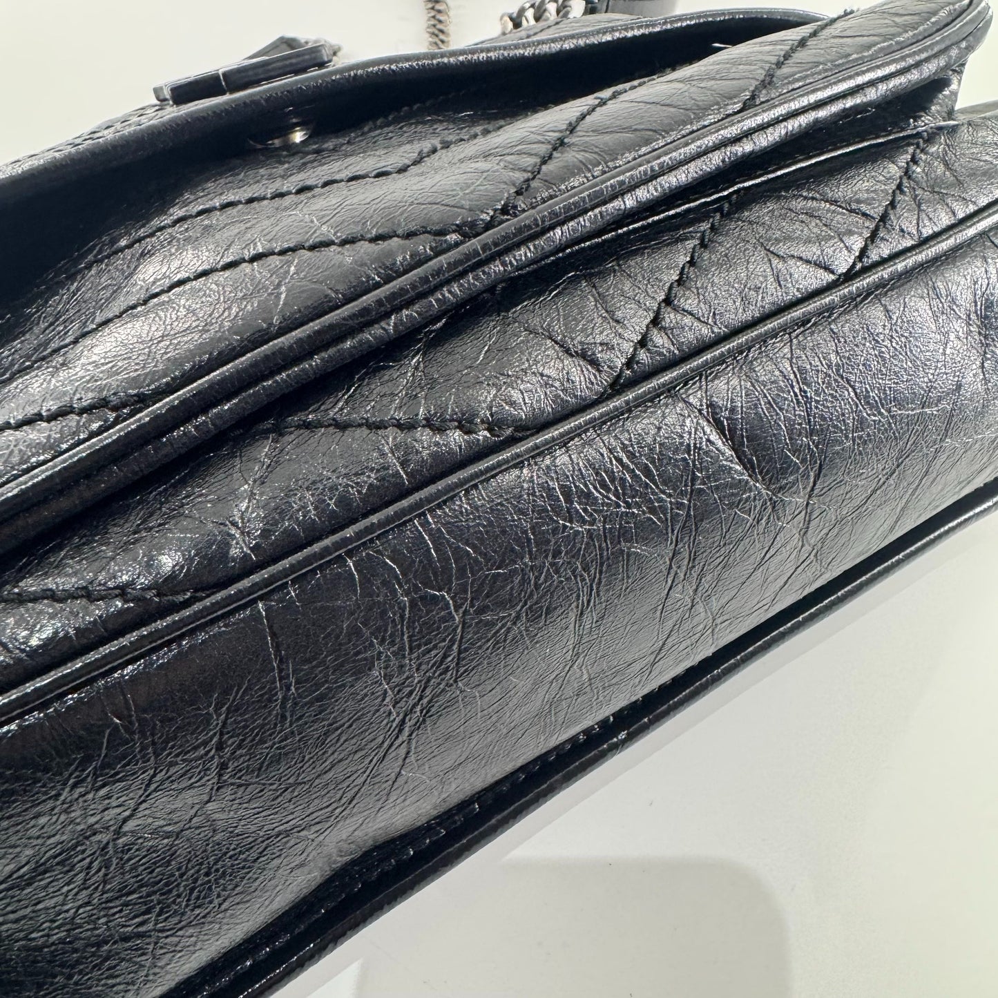 Saint Laurent - Niki - Oiled wax cowhide leather - Black - (large)