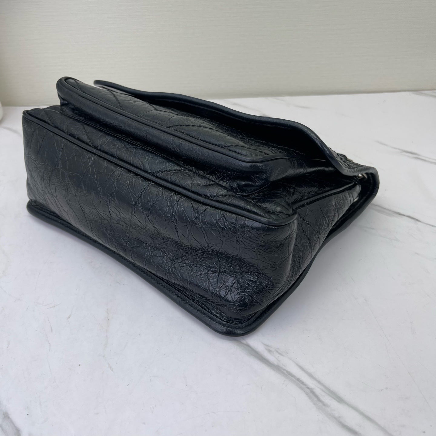 Saint Laurent - Niki - Oiled wax leather - Black - (medium)