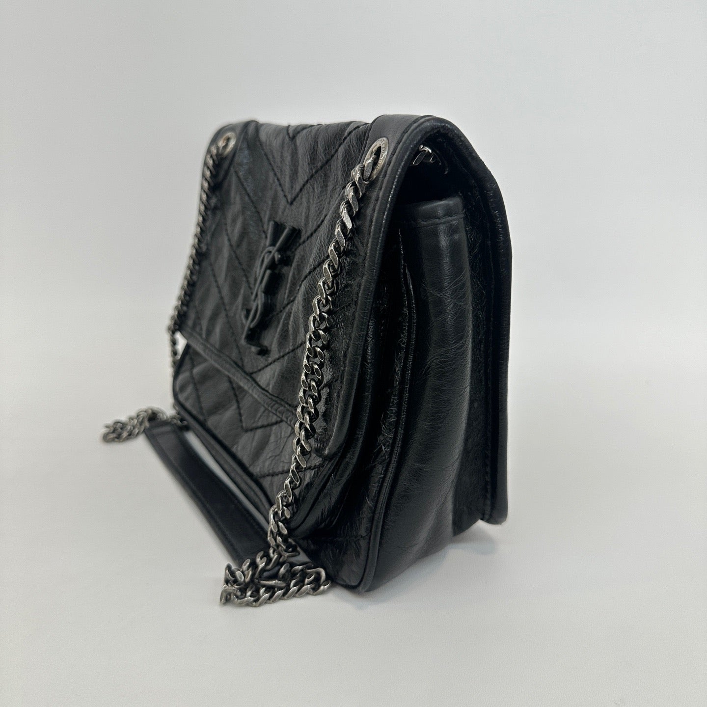 Saint Laurent - Niki - Oiled wax leather - Black - (Small)