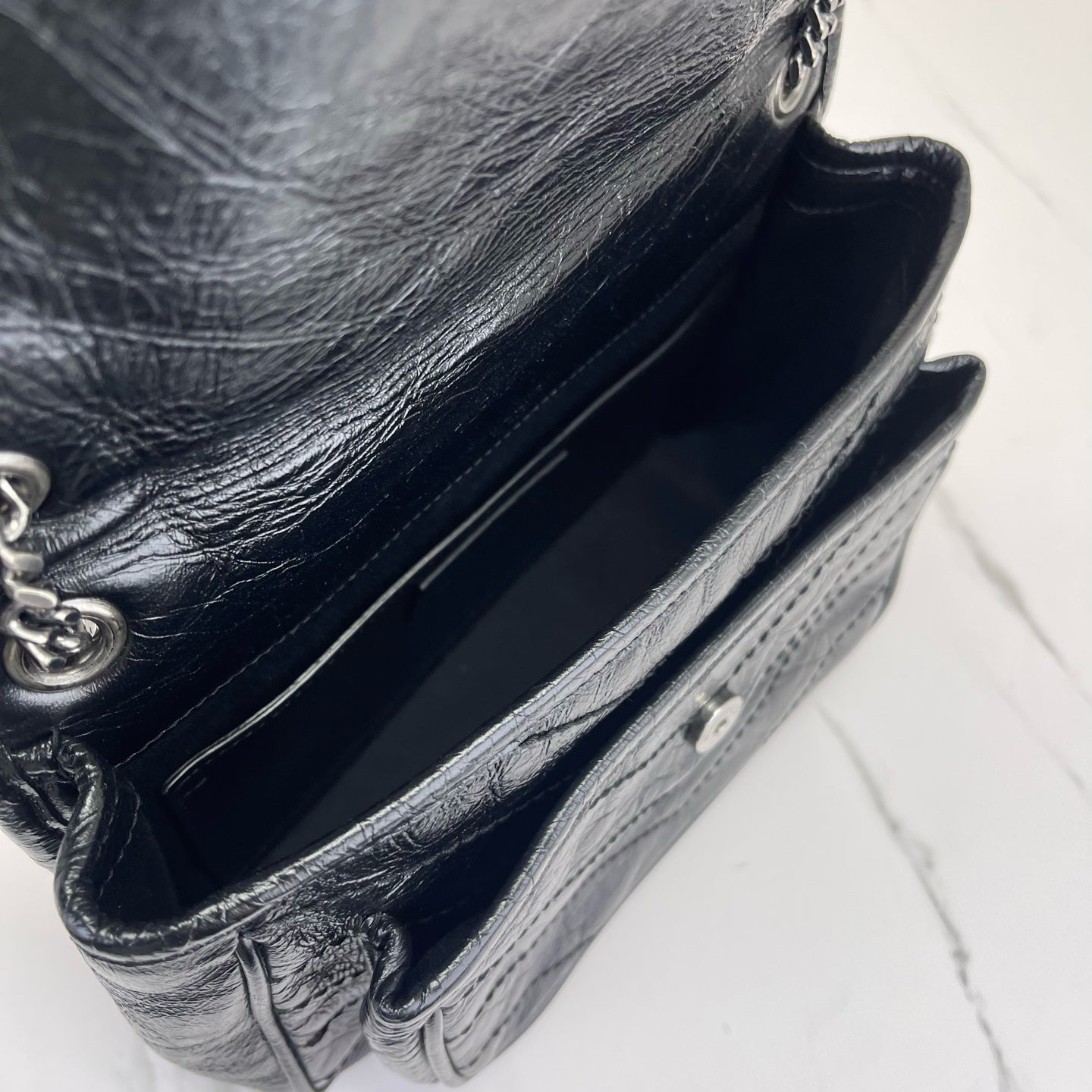 Saint Laurent - Niki - Oiled wax leather - Black - (Small)