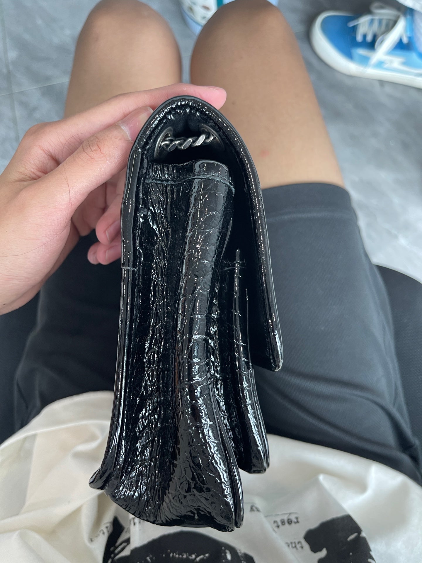 Saint Laurent - Niki - Patent leather - Black - (Small)