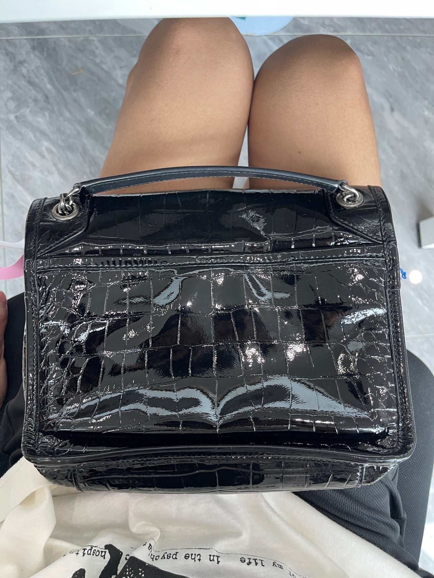Saint Laurent - Niki - Patent leather - Black - (Small)