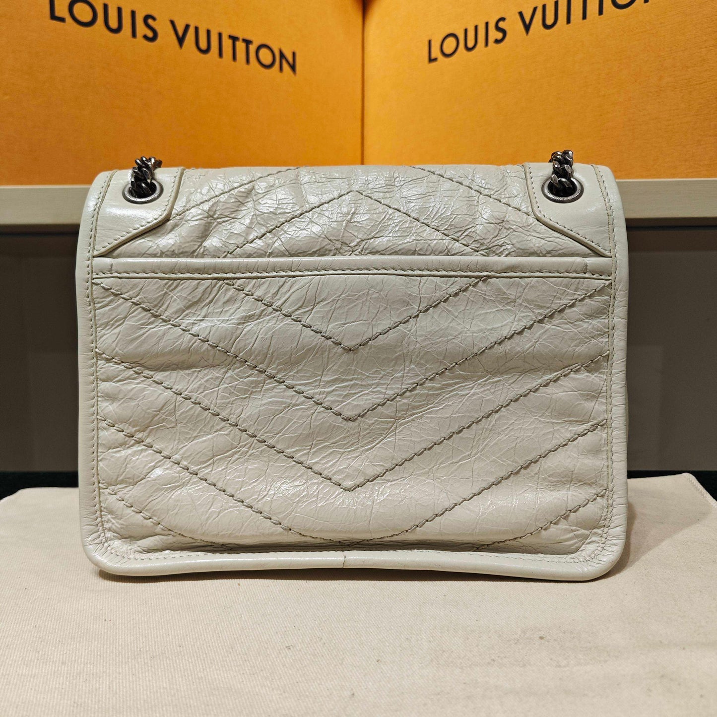 Saint Laurent - Niki Shoulder Bag - Leather - White - (medium)