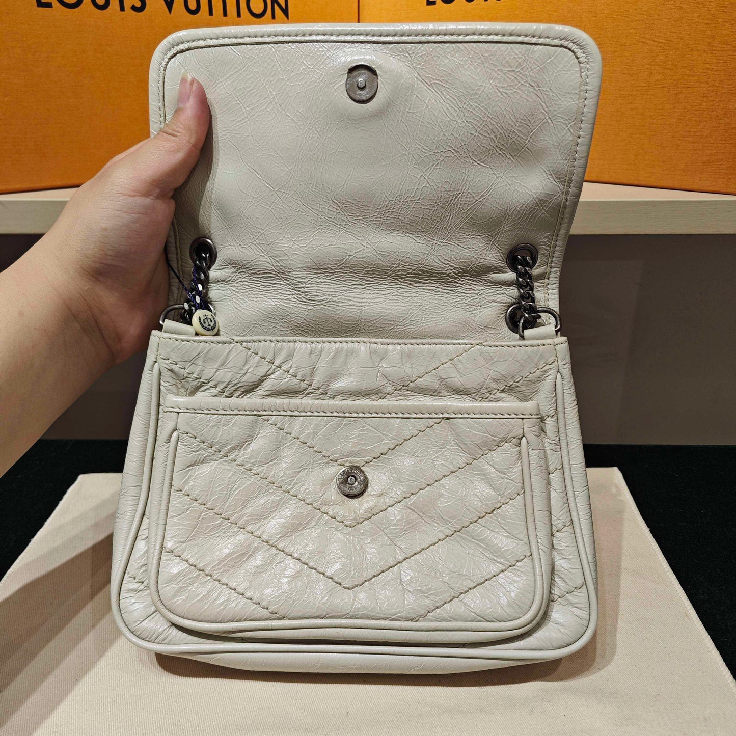 Saint Laurent - Niki Shoulder Bag - Leather - White - (medium)