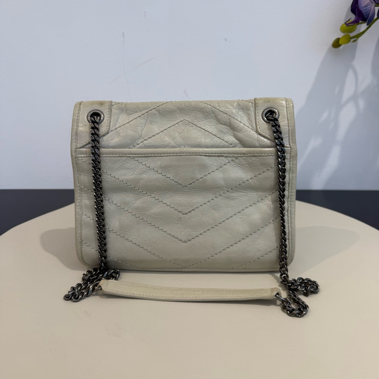 Saint Laurent - Niki Small Chain Bag - Leather - Beige - (small)