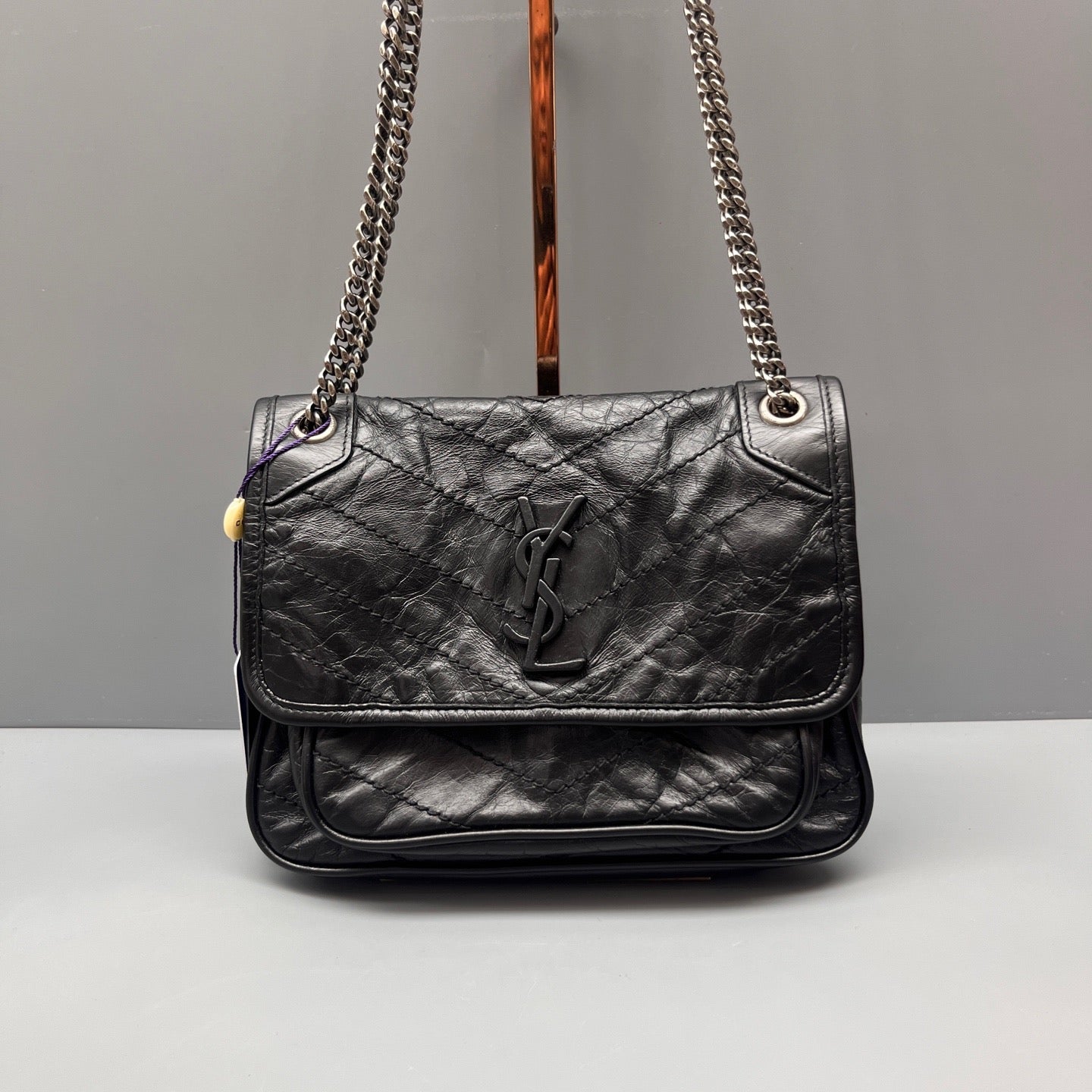 Saint Laurent - Niki Small Chain Bag - Leather - Black - (small)