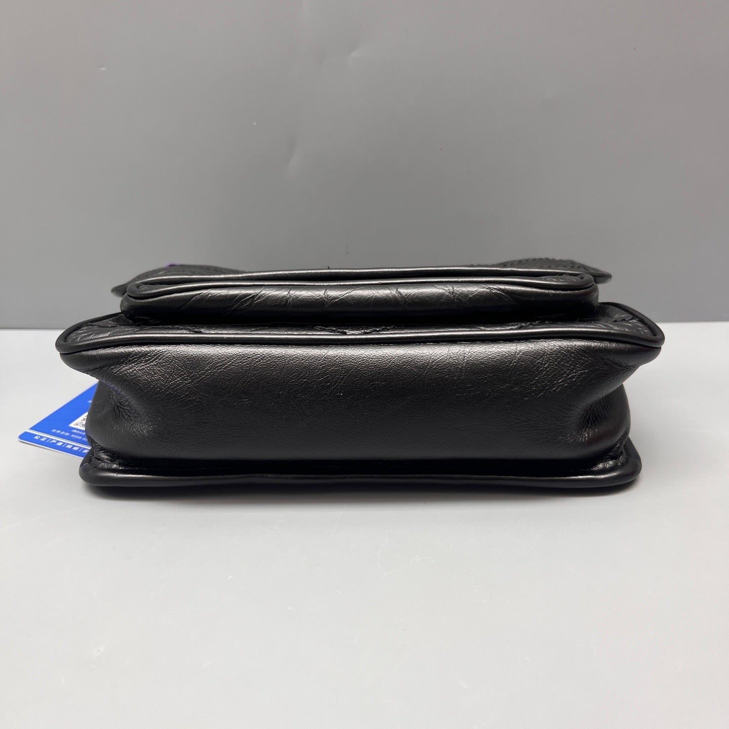 Saint Laurent - Niki Small Chain Bag - Leather - Black - (small)