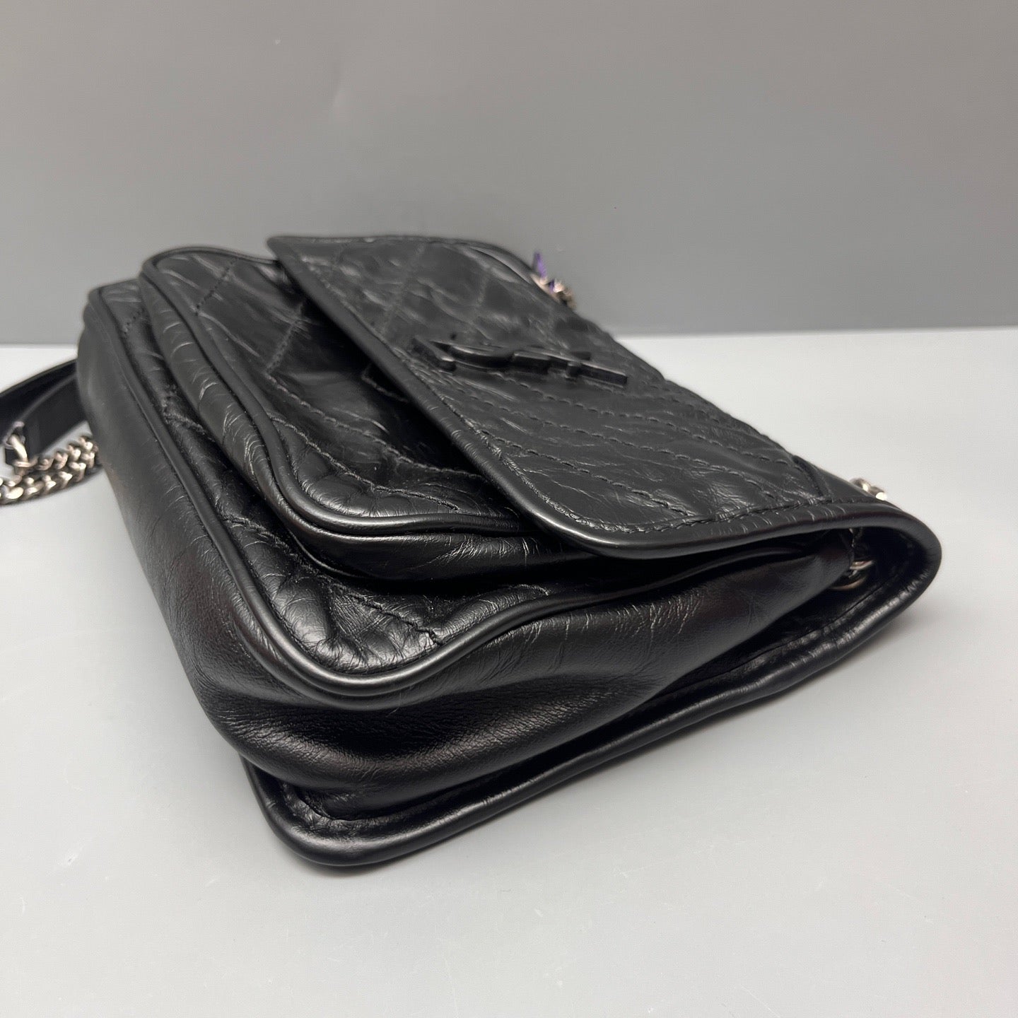 Saint Laurent - Niki Small Chain Bag - Leather - Black - (small)