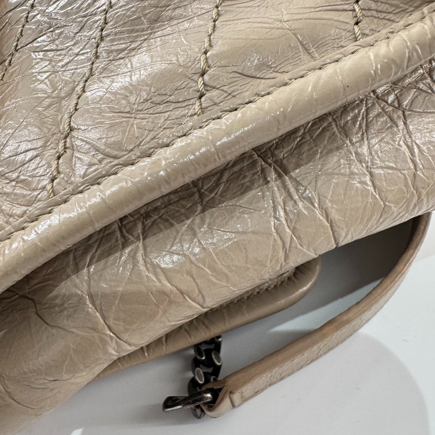Saint Laurent - Niki Small - Distressed calfskin leather - Beige - (small)