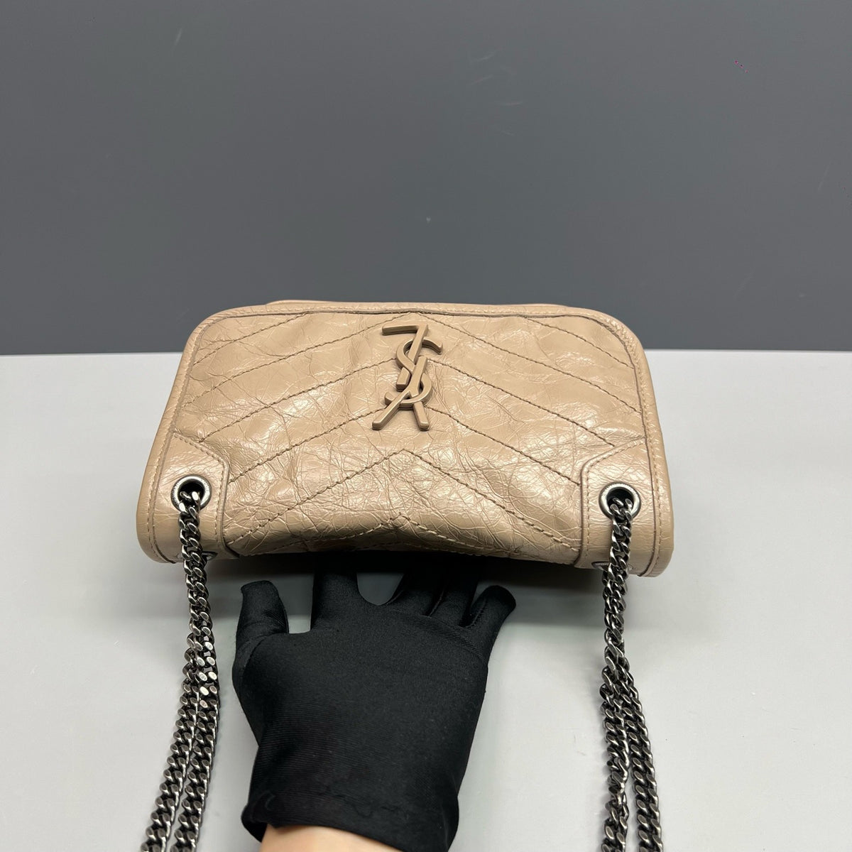 Saint Laurent - Niki Small - Leather - Beige - (small)