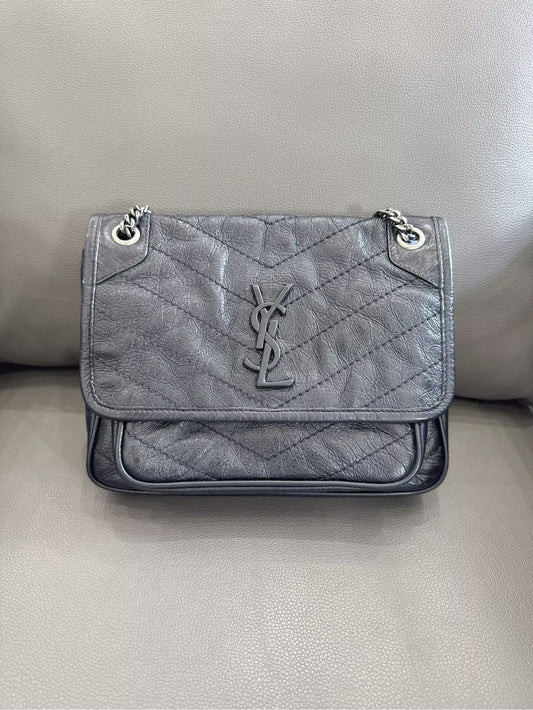 Saint Laurent - Niki Small - Oiled wax calfskin leather - Black - (Small)
