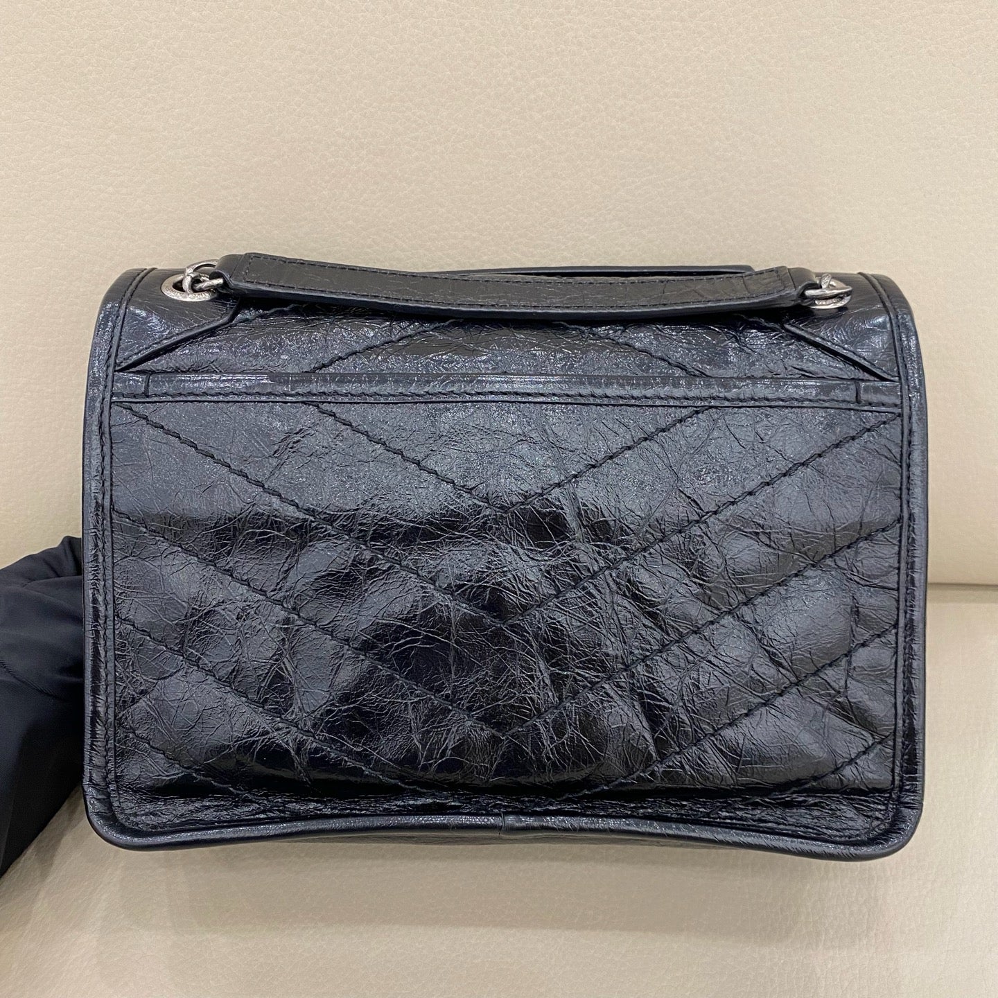 Saint Laurent - Niki Small - Oiled waxed cowhide leather - Black - (Small)