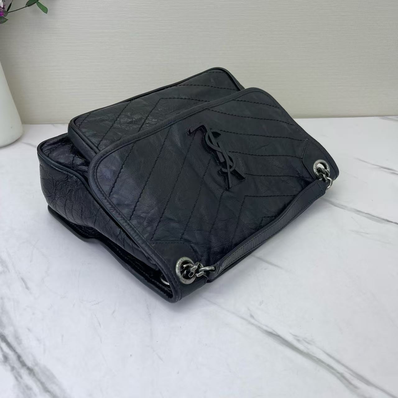 Saint Laurent - Niki - Waxed leather - Black - (Medium)