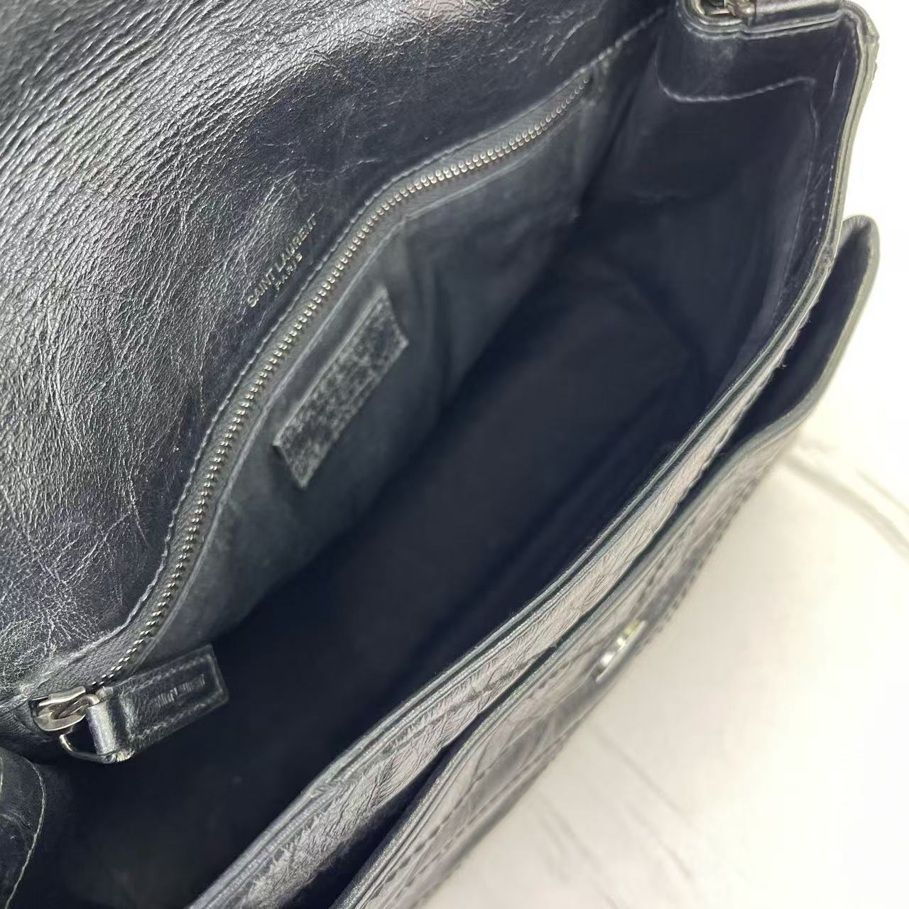 Saint Laurent - Niki - Waxed leather - Black - (Medium)