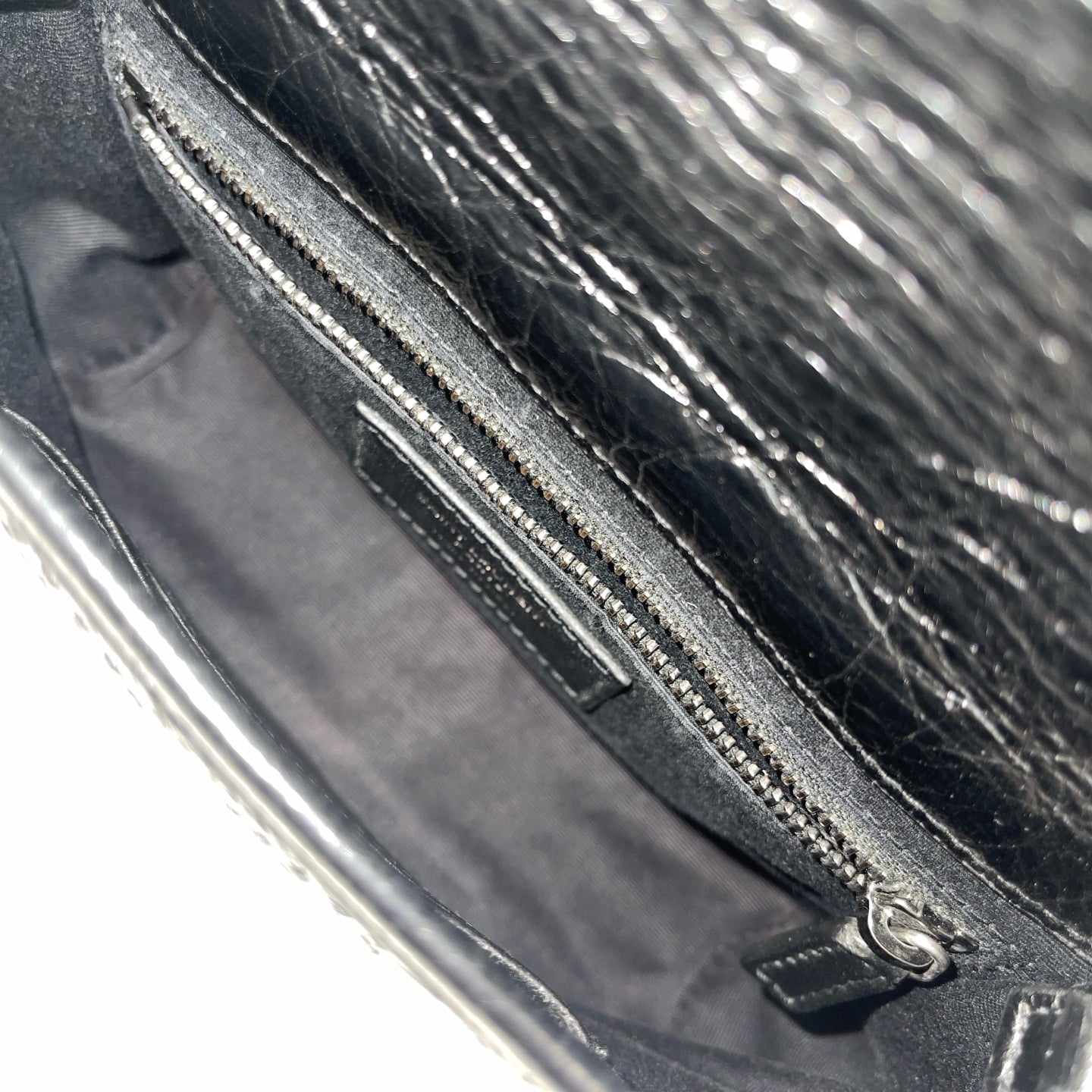 Saint Laurent - Niki WOC (Wallet on Chain) - Crinkled leather - Black - (mini)