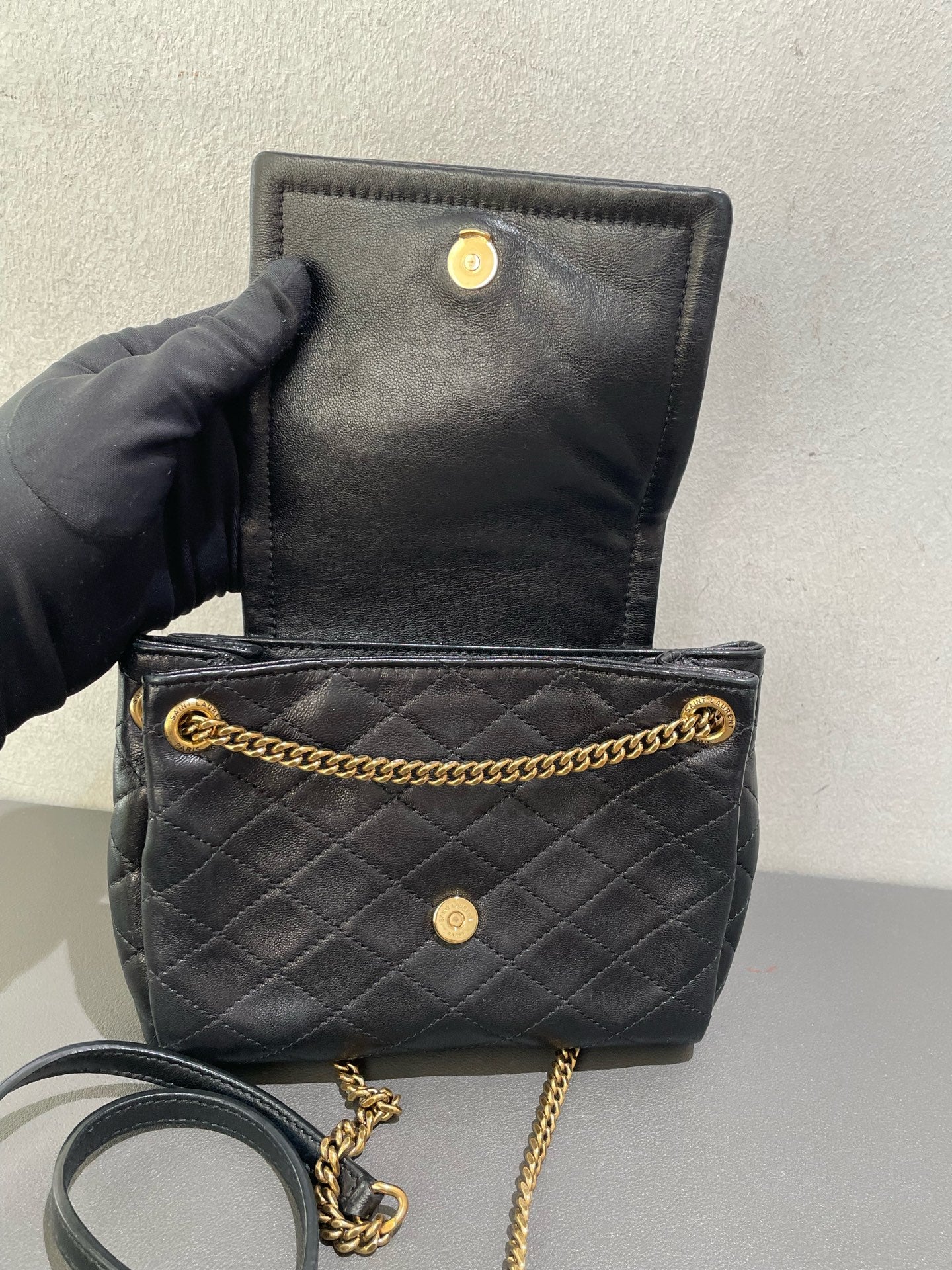 Saint Laurent - Nolita Chain Bag - Leather - Black with Gold-Tone Hardware - (mini)