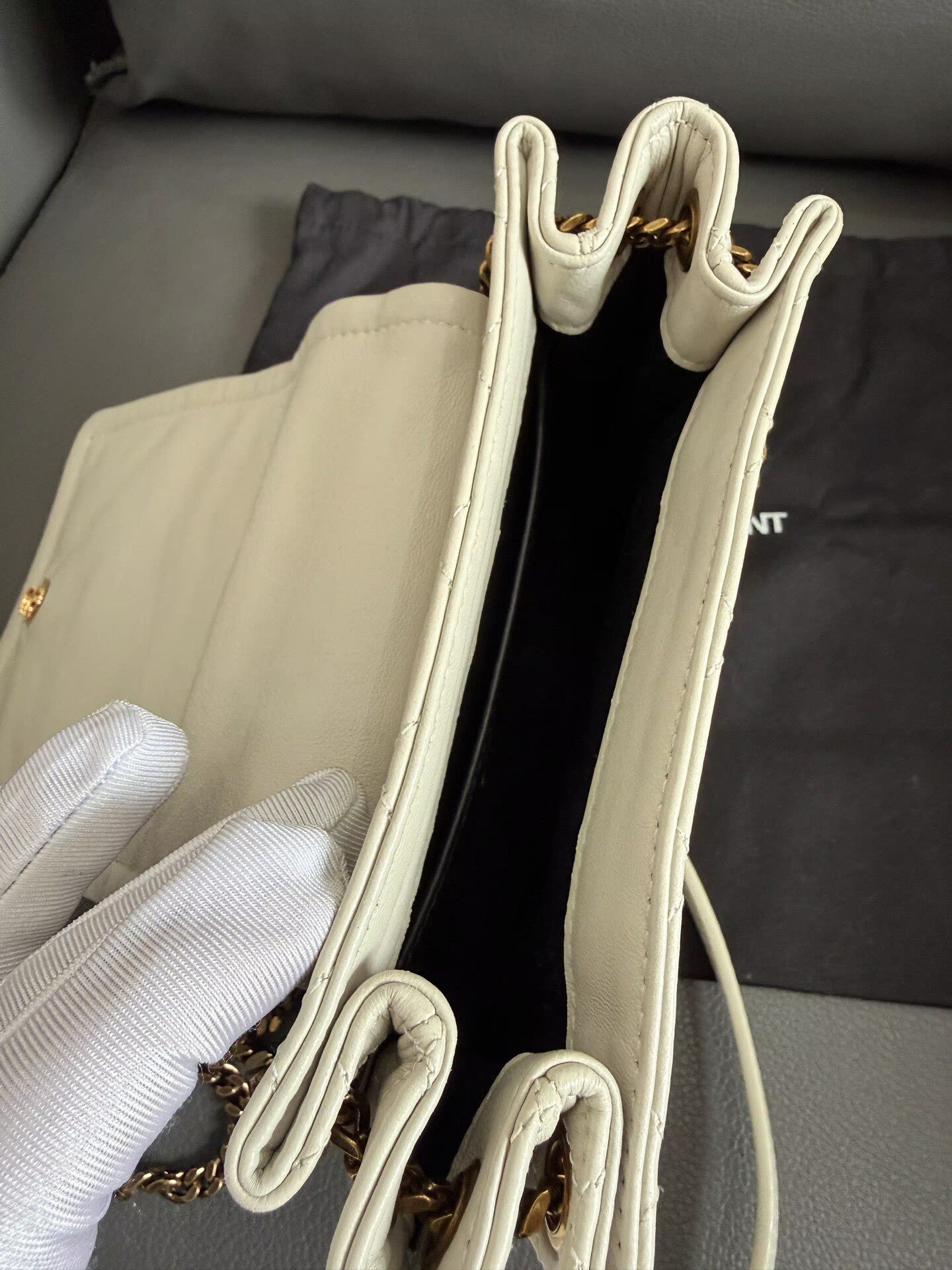 Saint Laurent - Nolita - Grained leather - White with Gold-Tone Hardware - (mini)