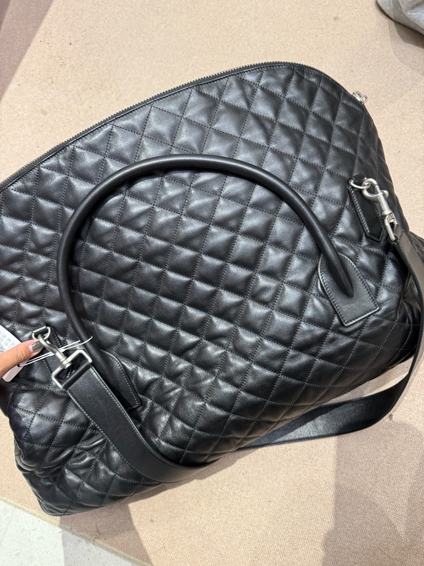 Saint Laurent - Other - Leather - Black - (extra-large)