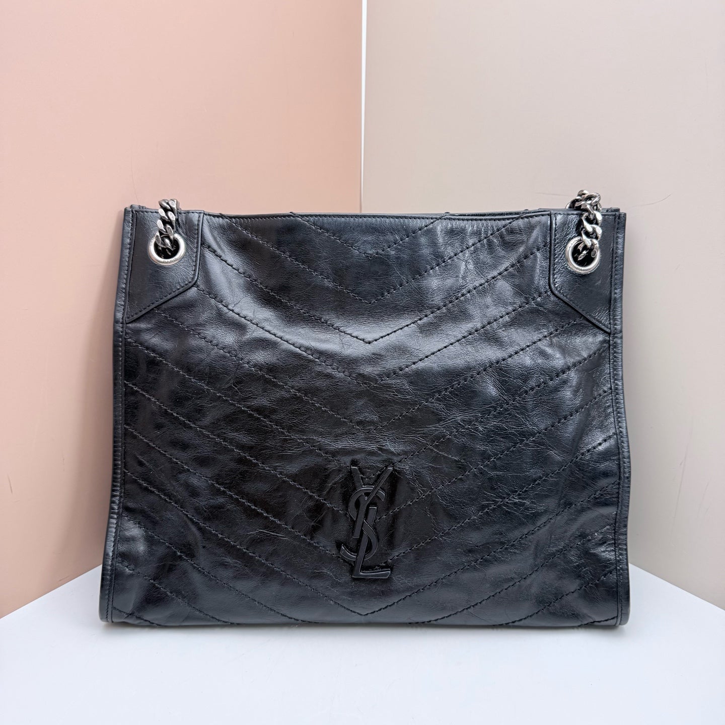 Saint Laurent - Other - Leather - Black - (medium)