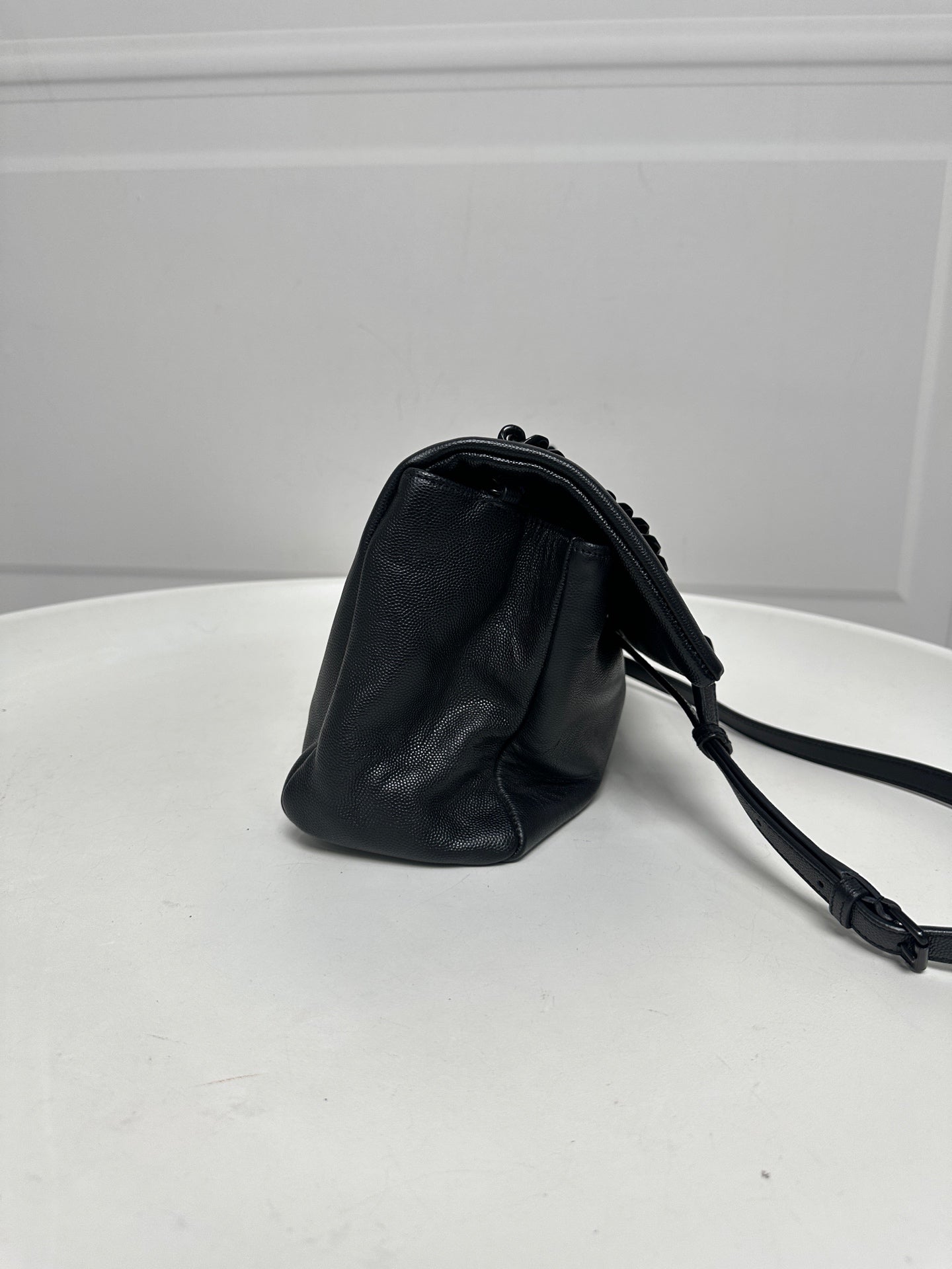 Saint Laurent - Other - Leather - Black - (medium)