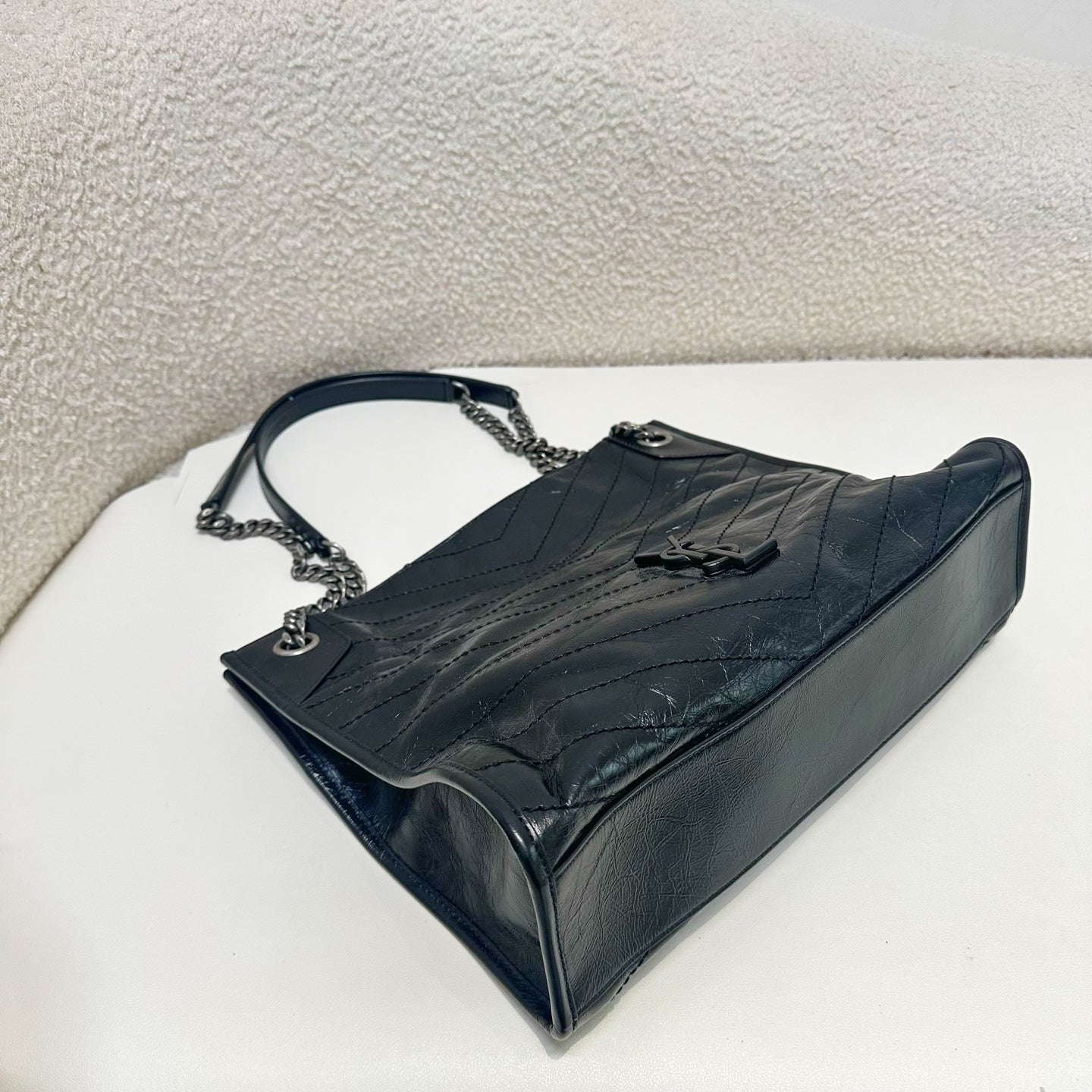 Saint Laurent - Other - Leather - Black - (medium)