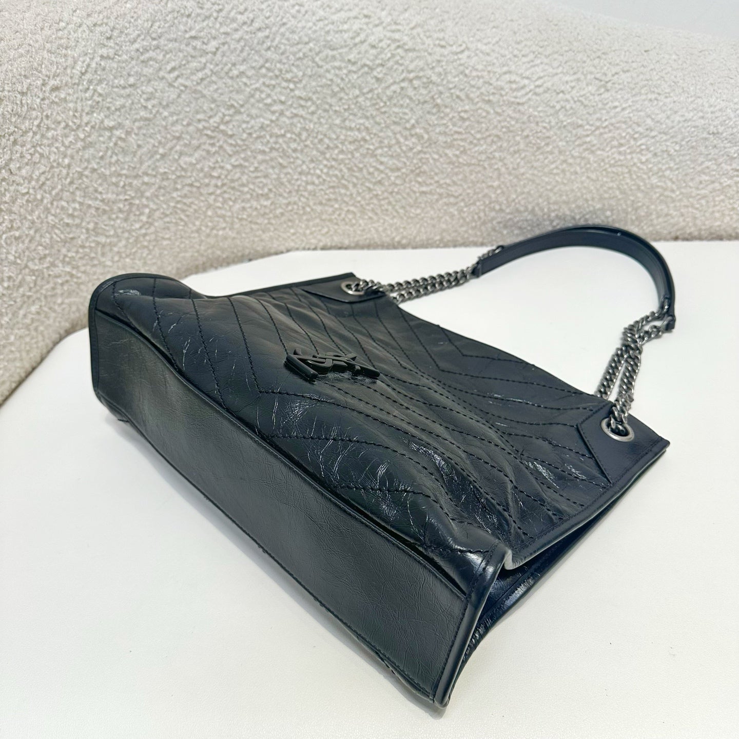 Saint Laurent - Other - Leather - Black - (medium)