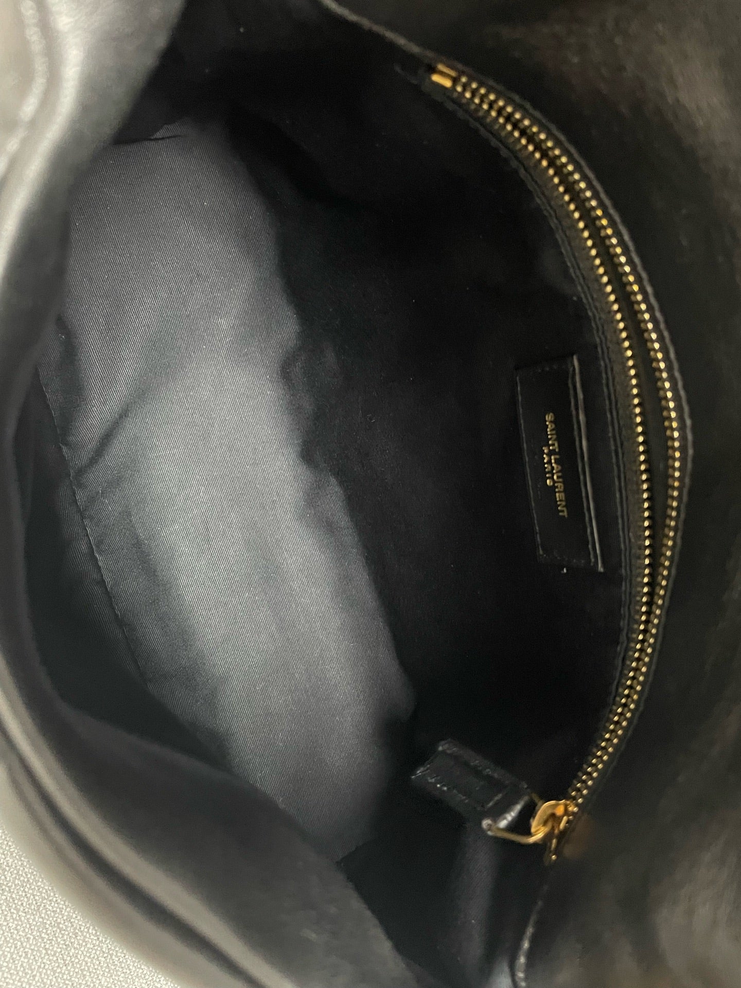 Saint Laurent - Other - Leather - Black - (medium)