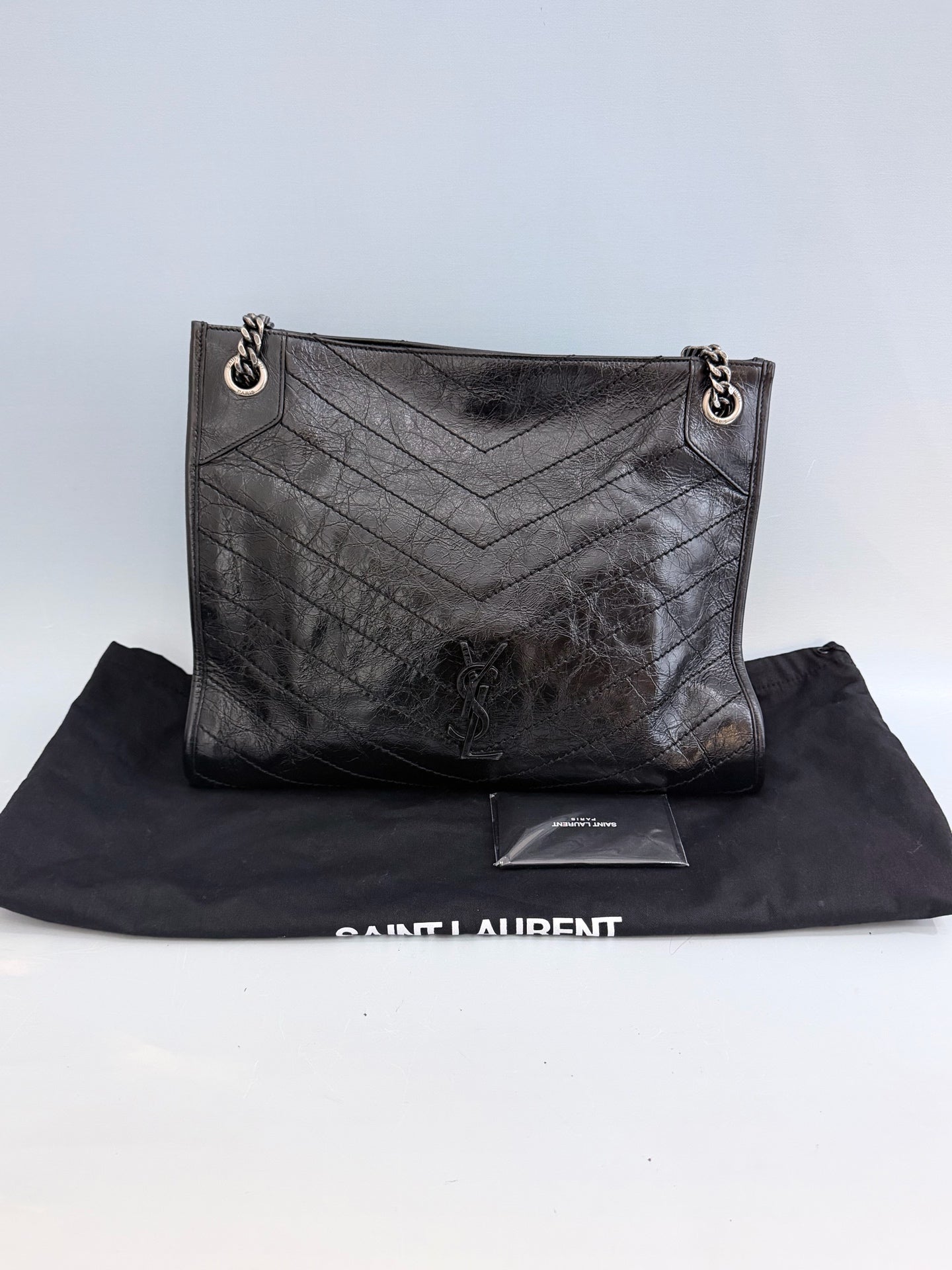 Saint Laurent - Other - Leather - Black - (medium)