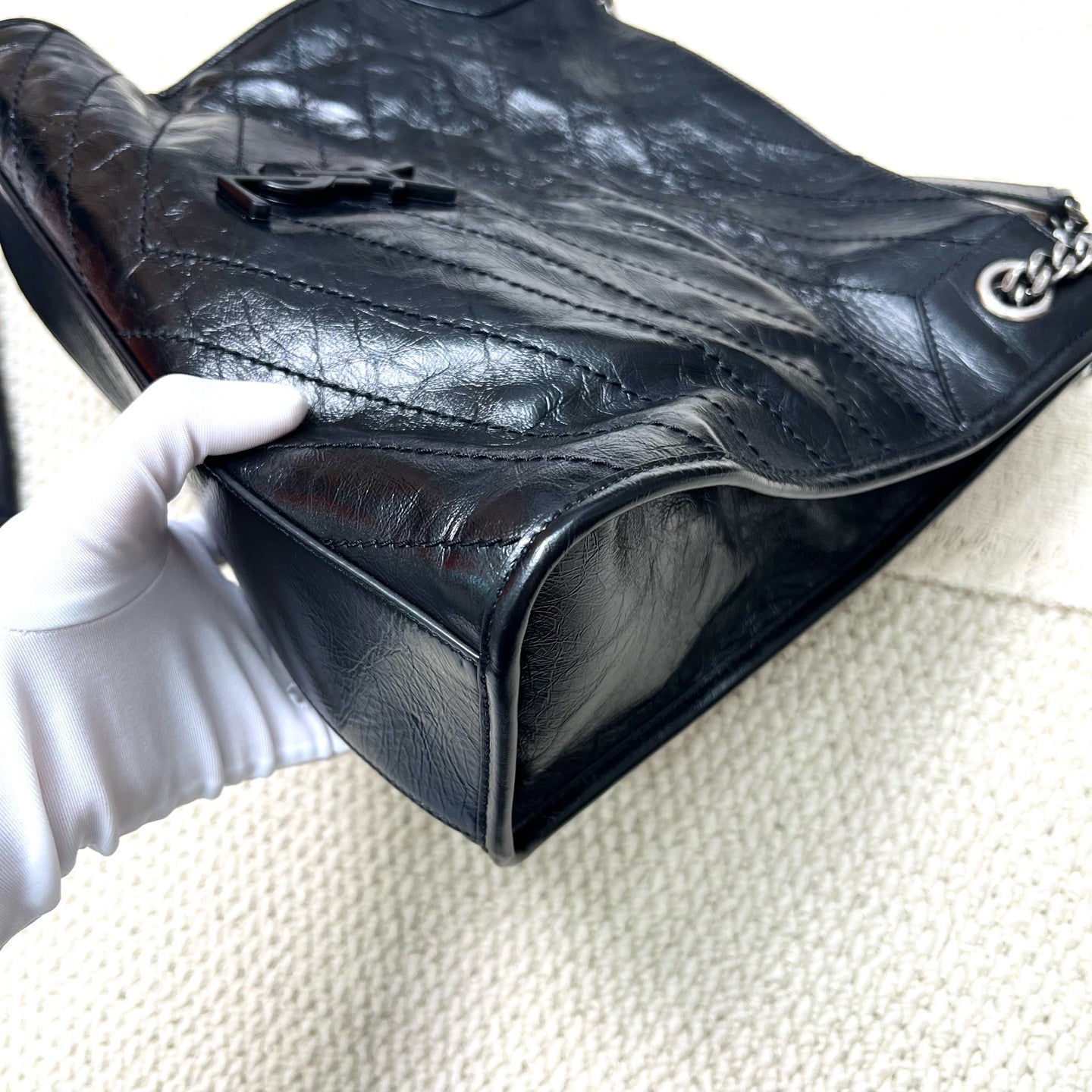Saint Laurent - Other - Leather - Black - (medium)