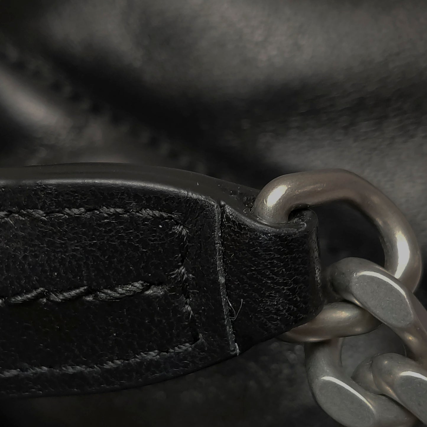 Saint Laurent - Other - Leather - Black - (medium)