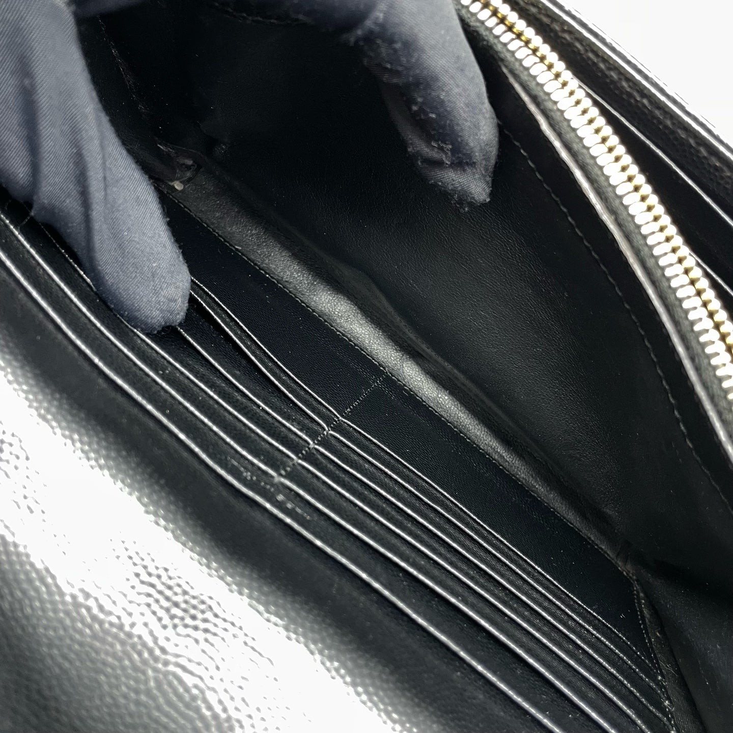 Saint Laurent - Other - Leather - Black - (medium)