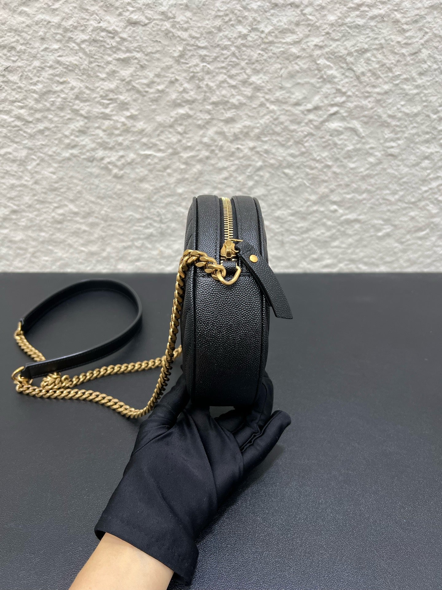 Saint Laurent - Other - Leather - Black - (mini)
