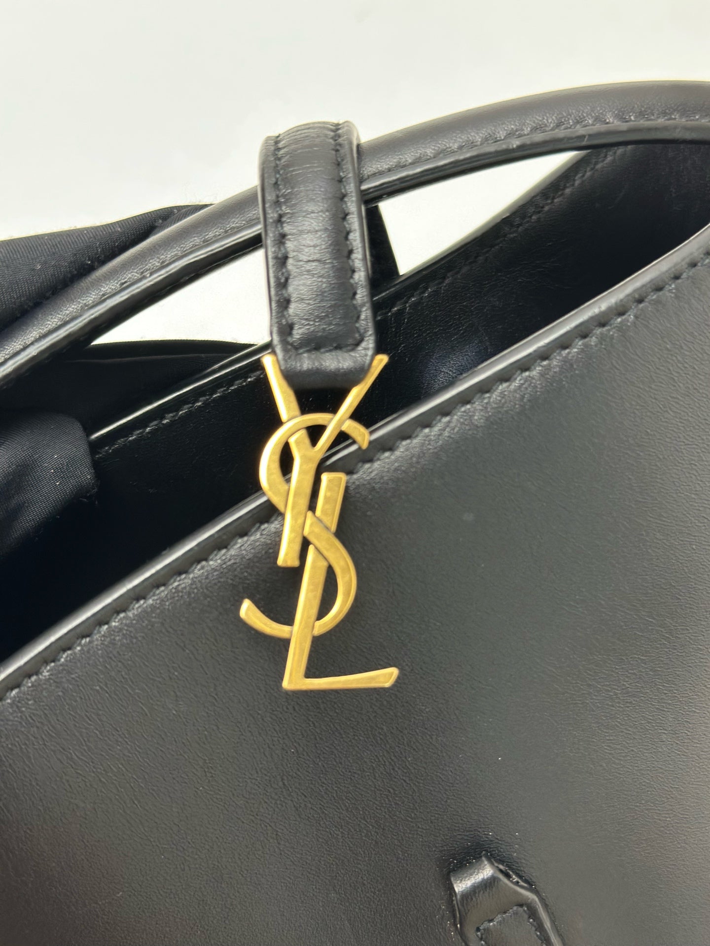 Saint Laurent - Other - Leather - Black - (mini)