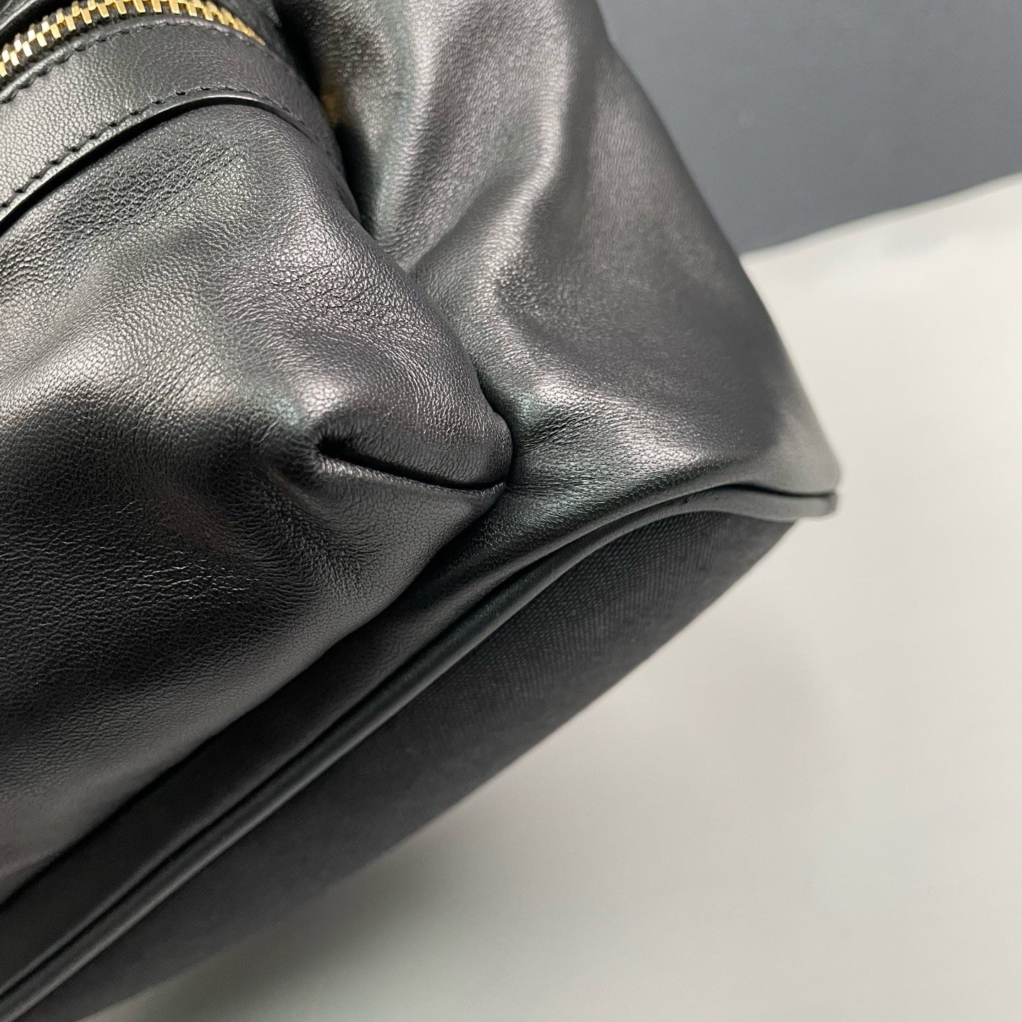 Saint Laurent - Other - Leather - Black - (mini)
