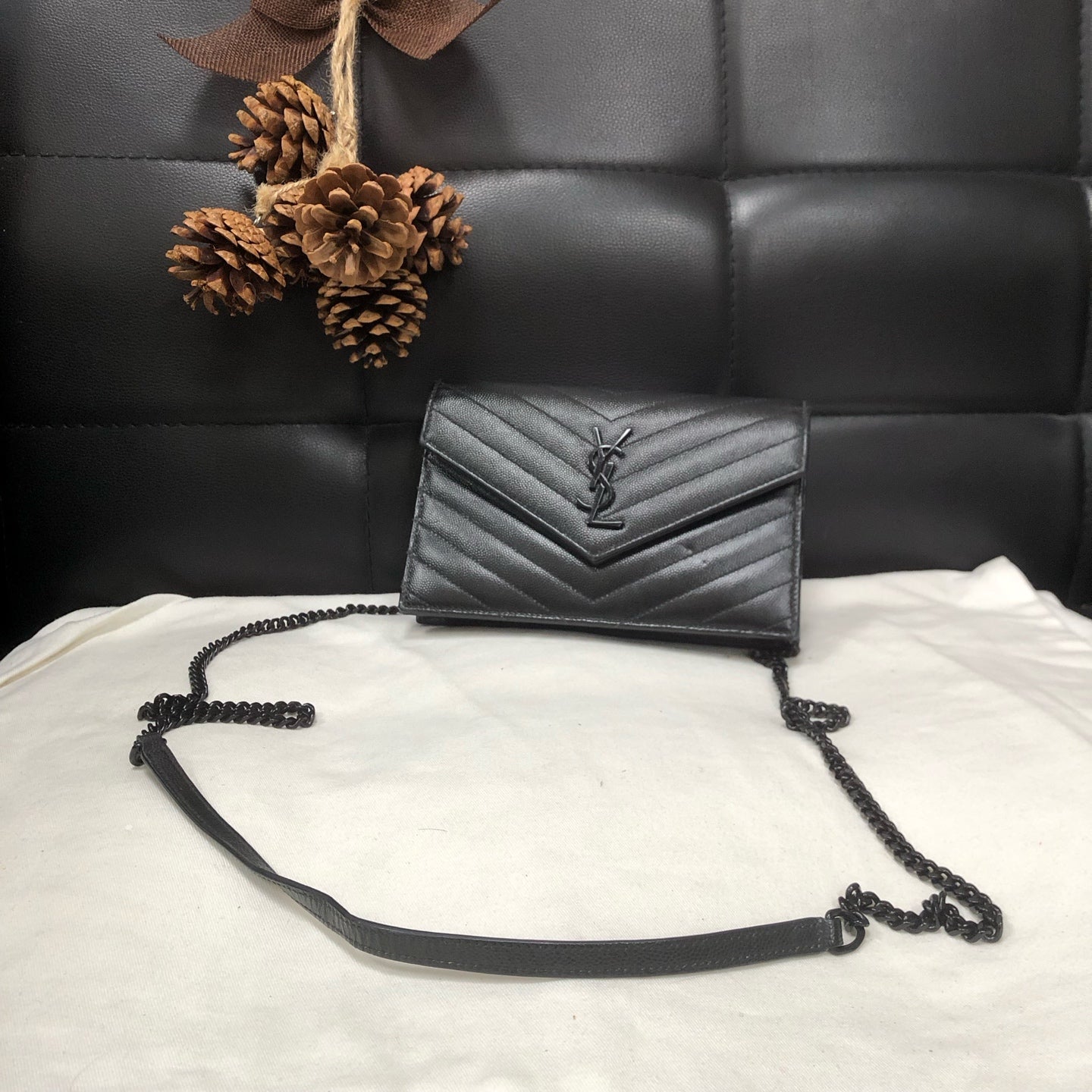 Saint Laurent - Other - Leather - Black - (small)
