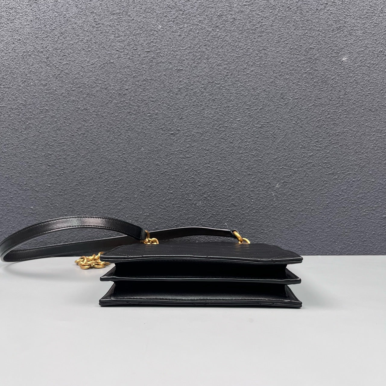 Saint Laurent - Other - Leather - Black with Gold-Tone Hardware - (mini)