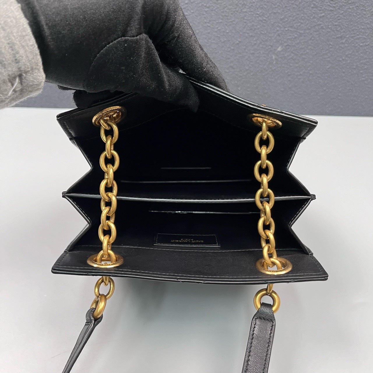 Saint Laurent - Other - Leather - Black with Gold-Tone Hardware - (mini)