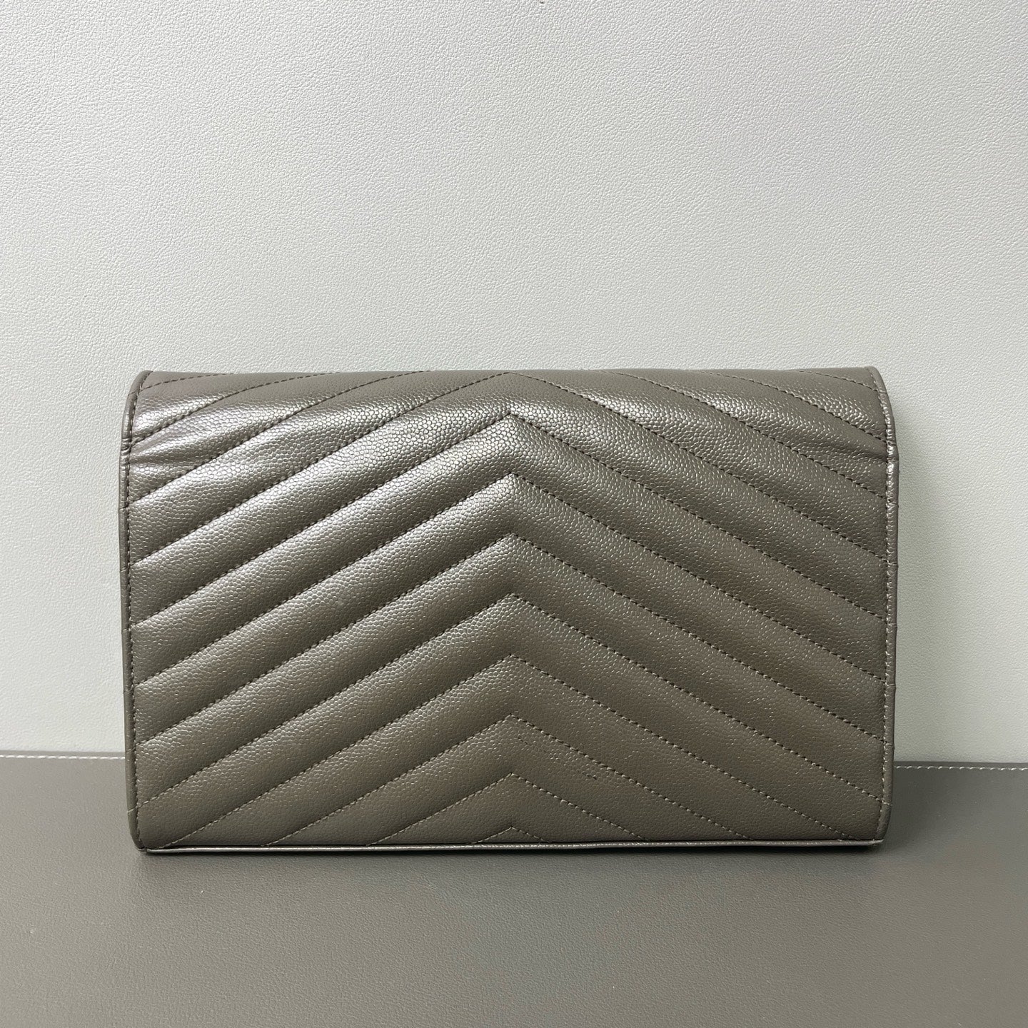 Saint Laurent - Other - Leather - Grey - (medium)