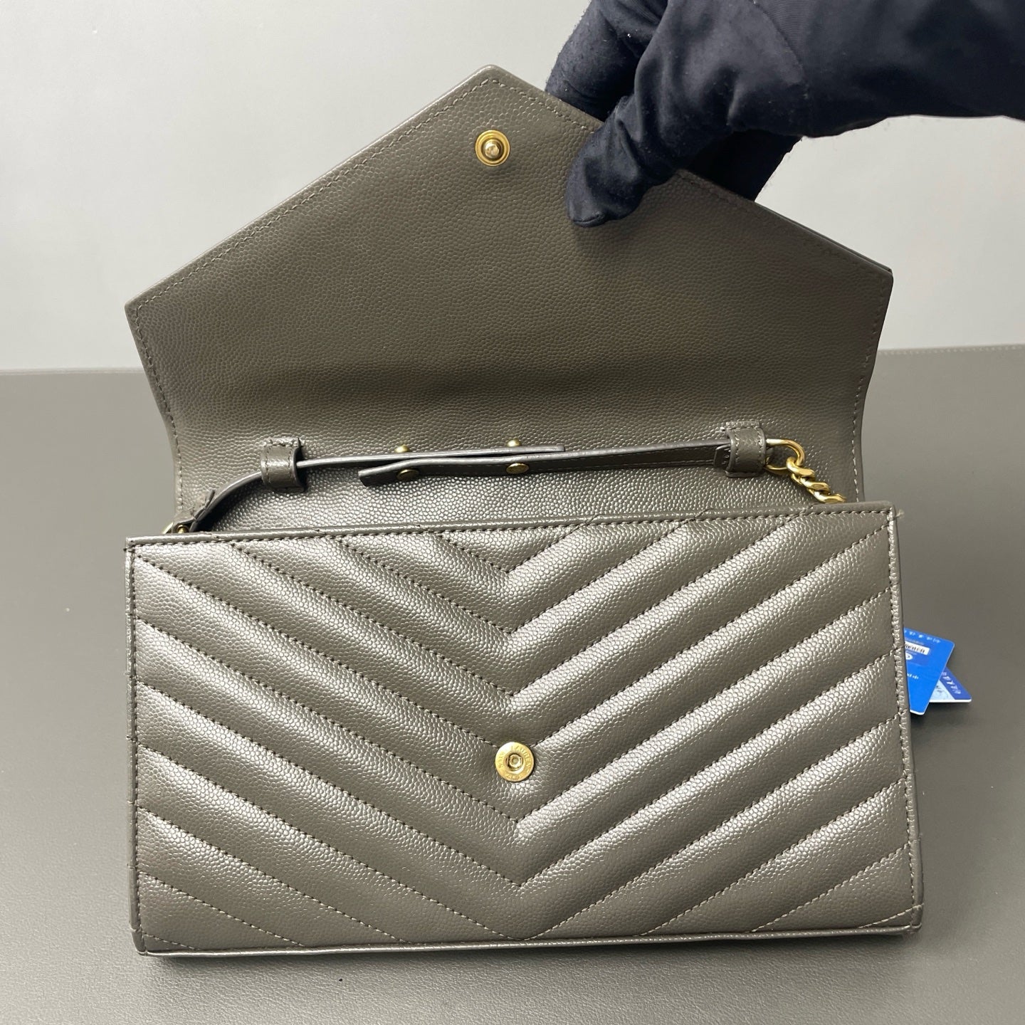 Saint Laurent - Other - Leather - Grey - (medium)