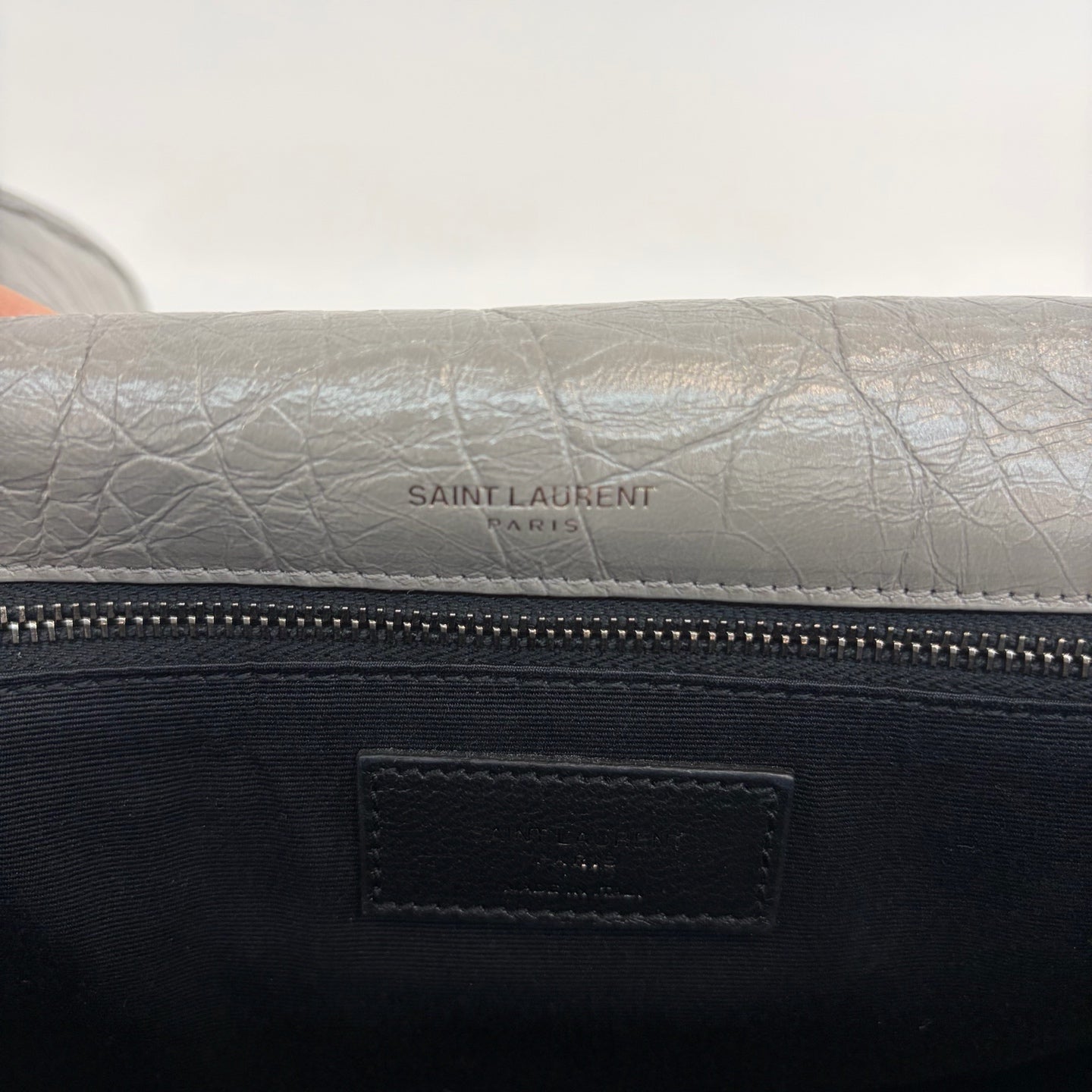 Saint Laurent - Other - Leather - Grey - (medium)
