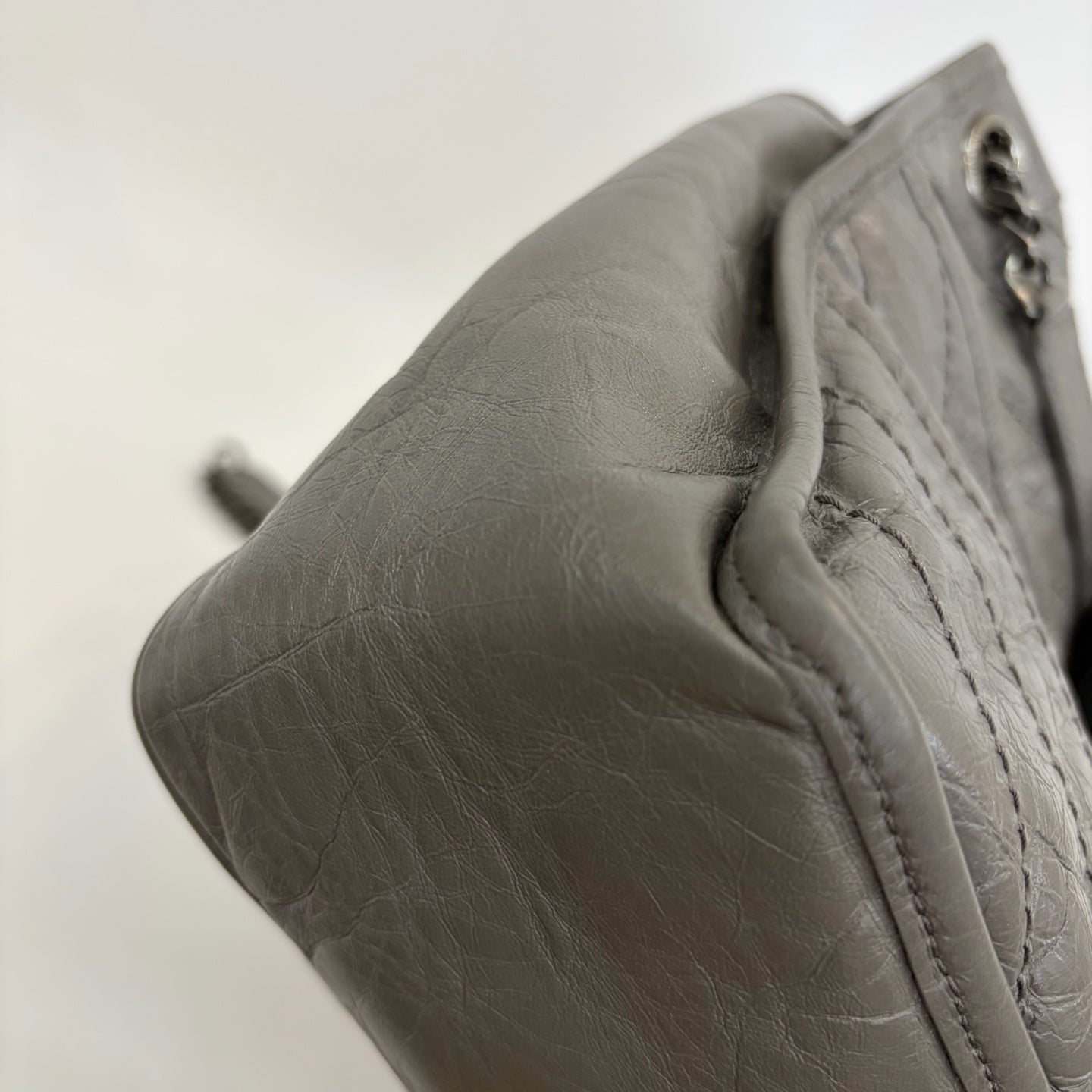 Saint Laurent - Other - Leather - Grey - (medium)