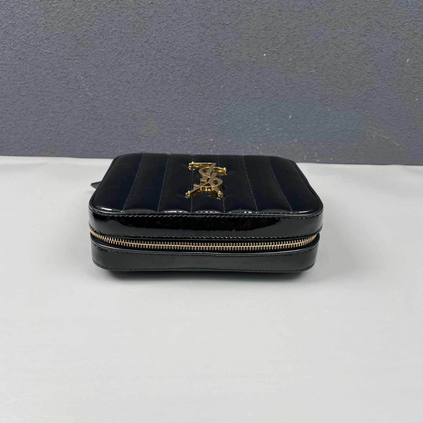Saint Laurent - Other - Patent leather - Black - (mini)