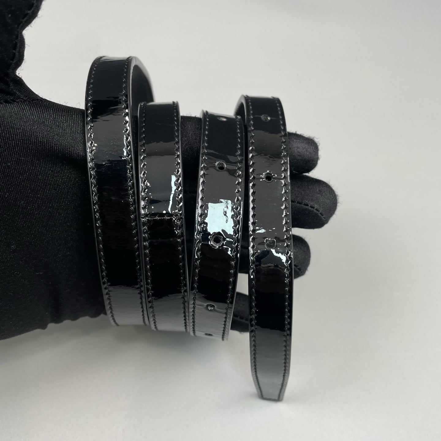 Saint Laurent - Other - Patent leather - Black - (mini)