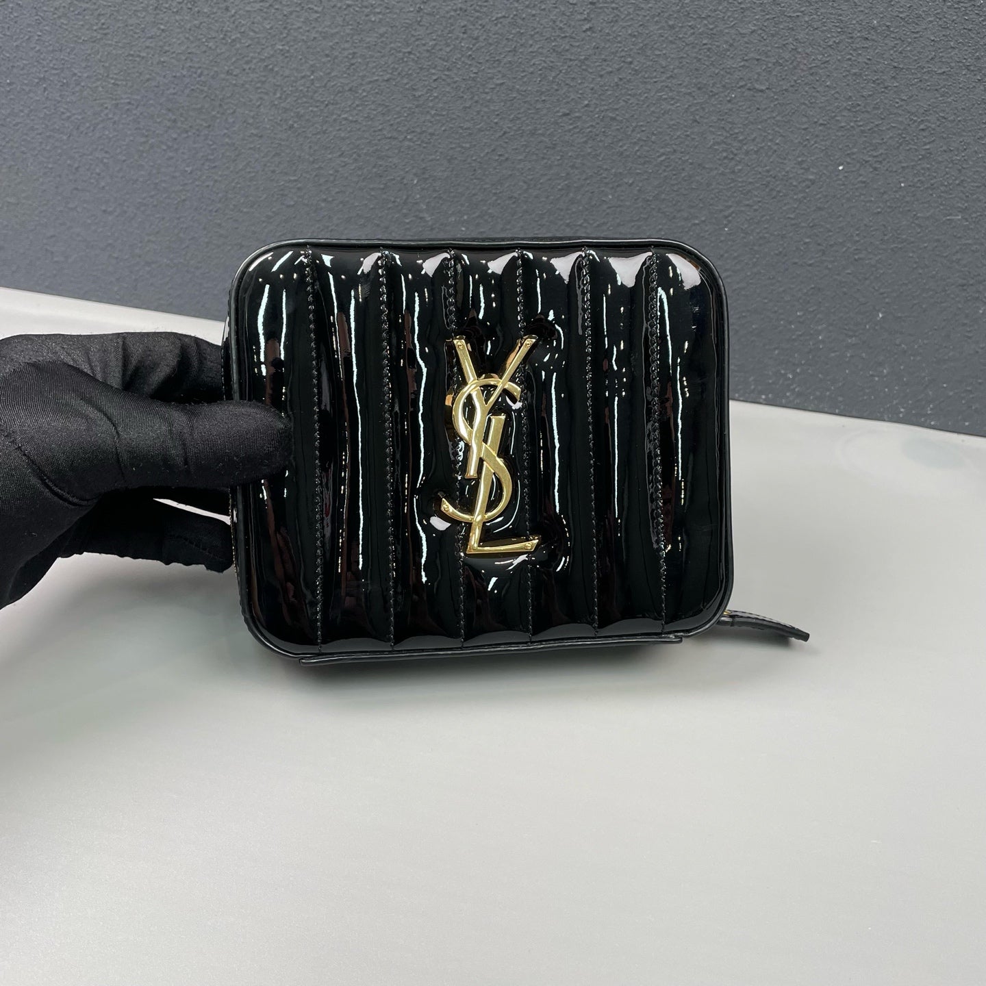 Saint Laurent - Other - Patent leather - Black - (mini)