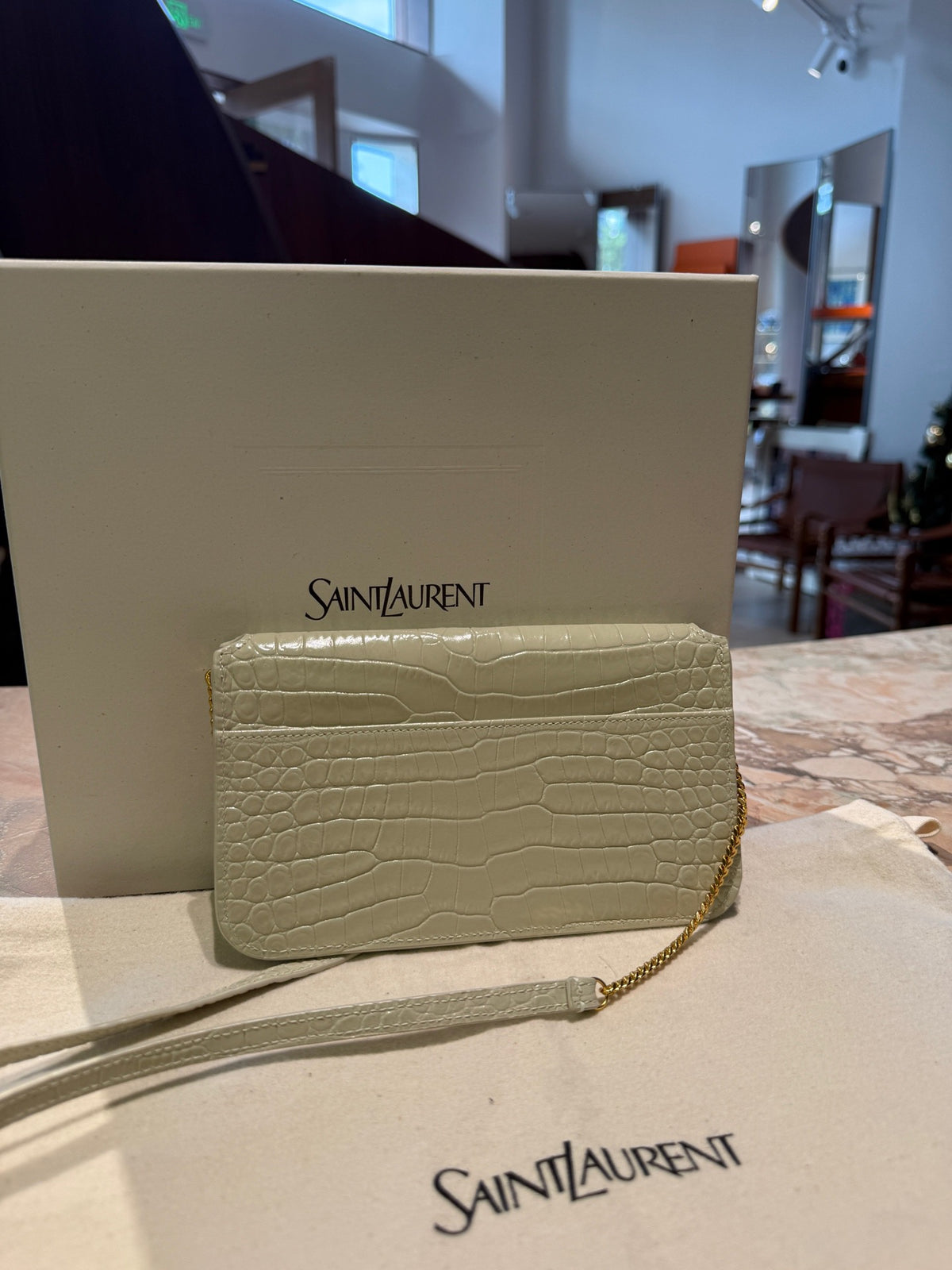 Saint Laurent - Other - Patent leather - White - (mini)