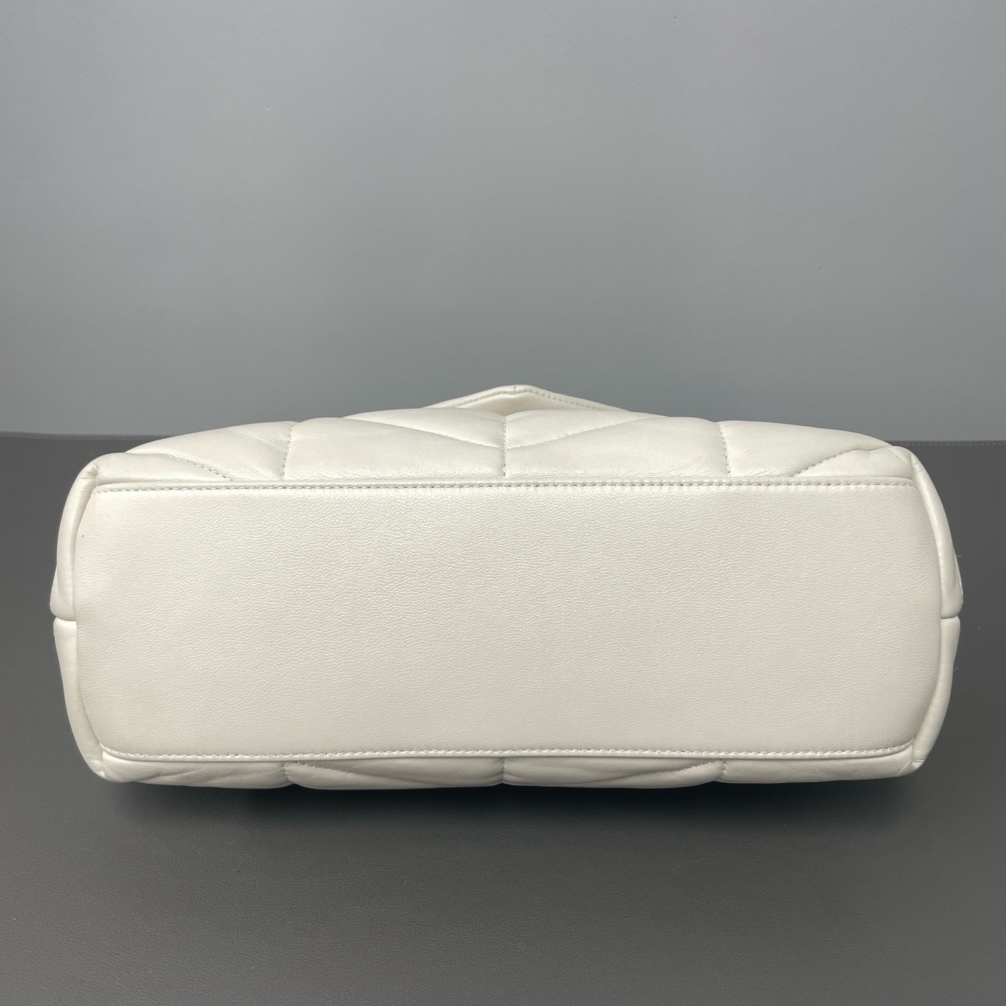 Saint Laurent - Puffer - Leather - White - (medium)