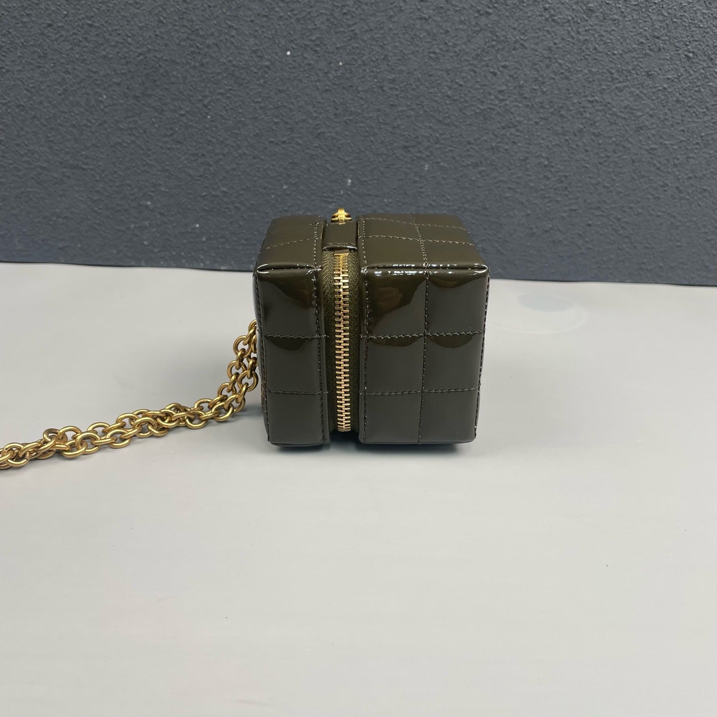 Saint Laurent - Quilted Cube Coin Purse - Patent leather - Green - (mini)