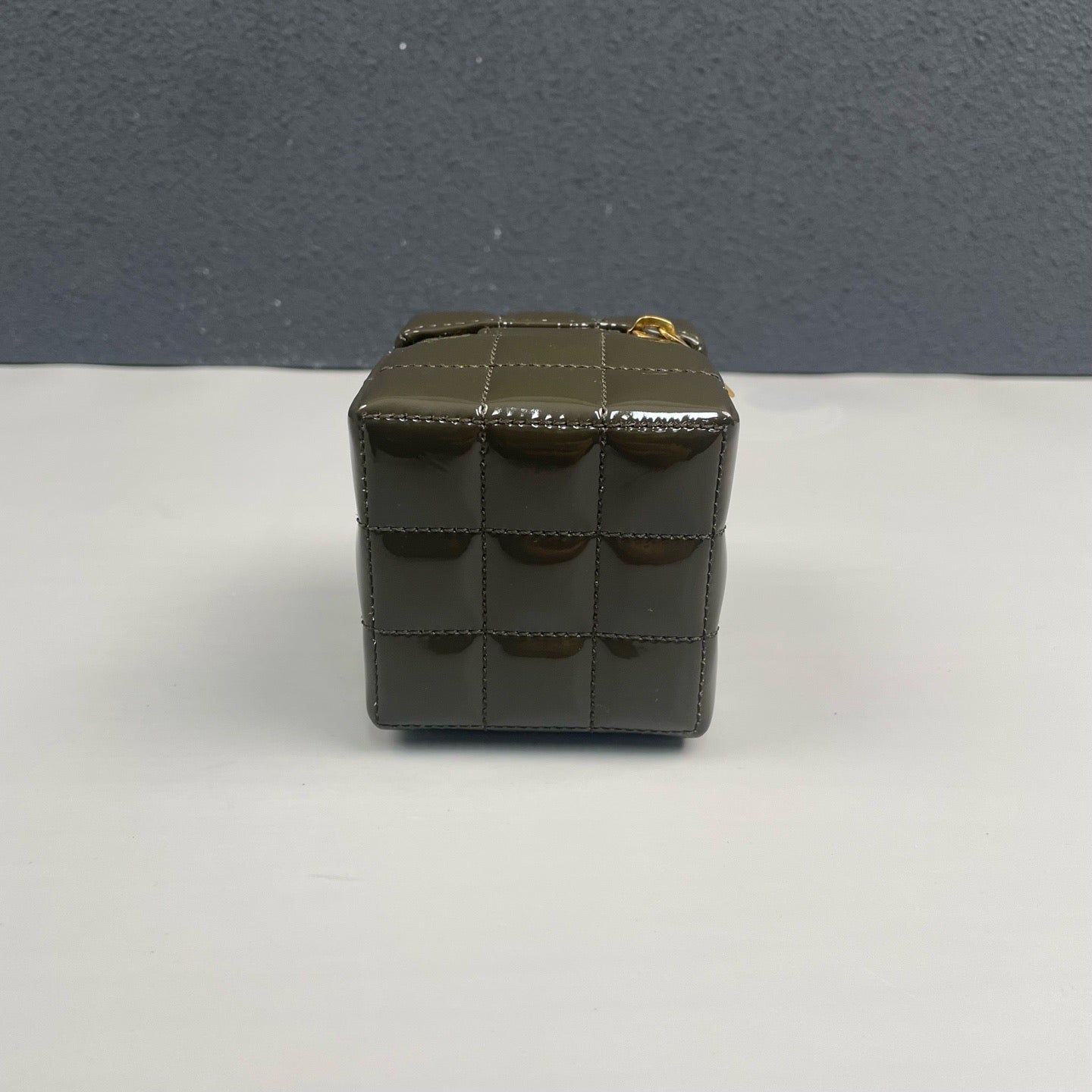 Saint Laurent - Quilted Cube Coin Purse - Patent leather - Green - (mini)