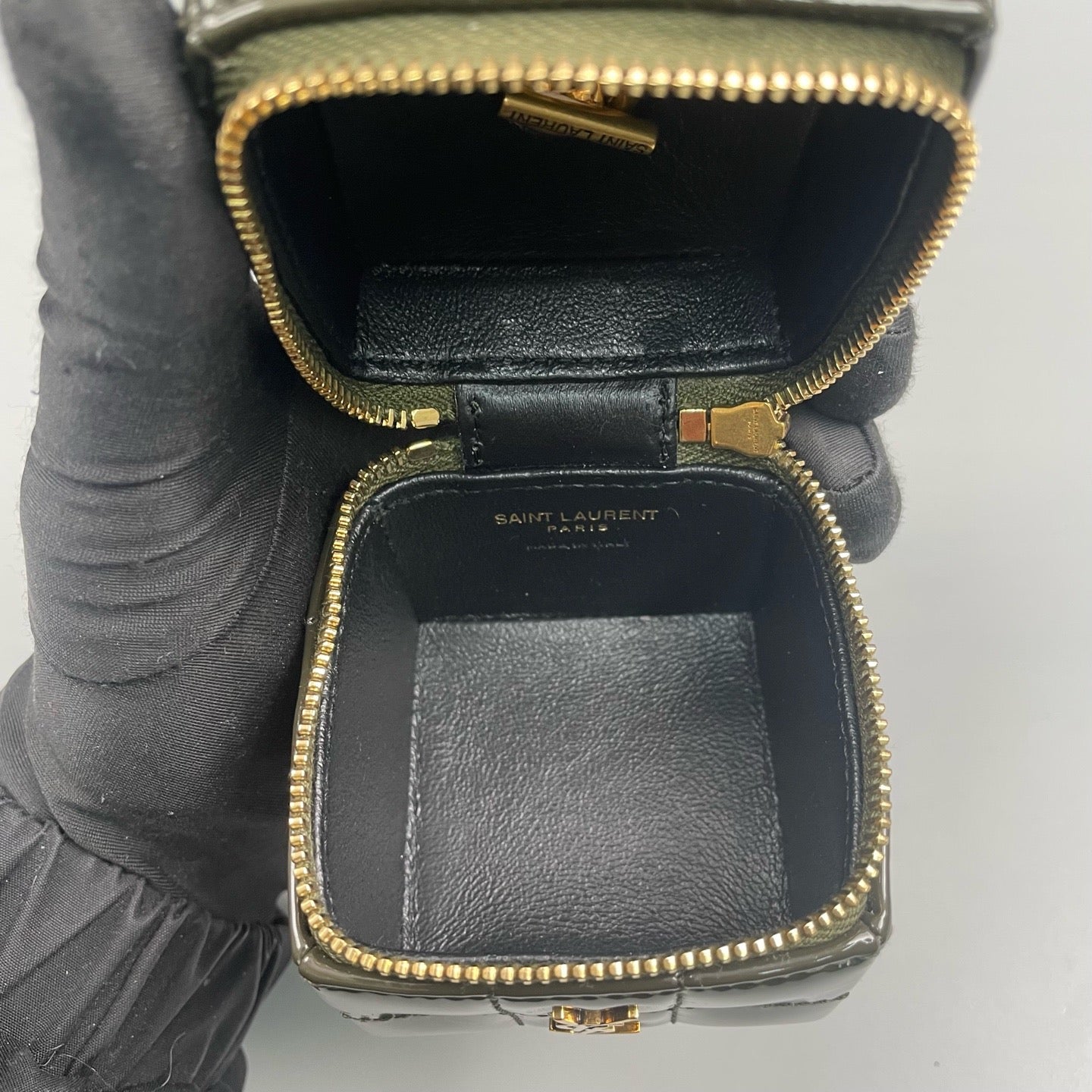 Saint Laurent - Quilted Cube Coin Purse - Patent leather - Green - (mini)